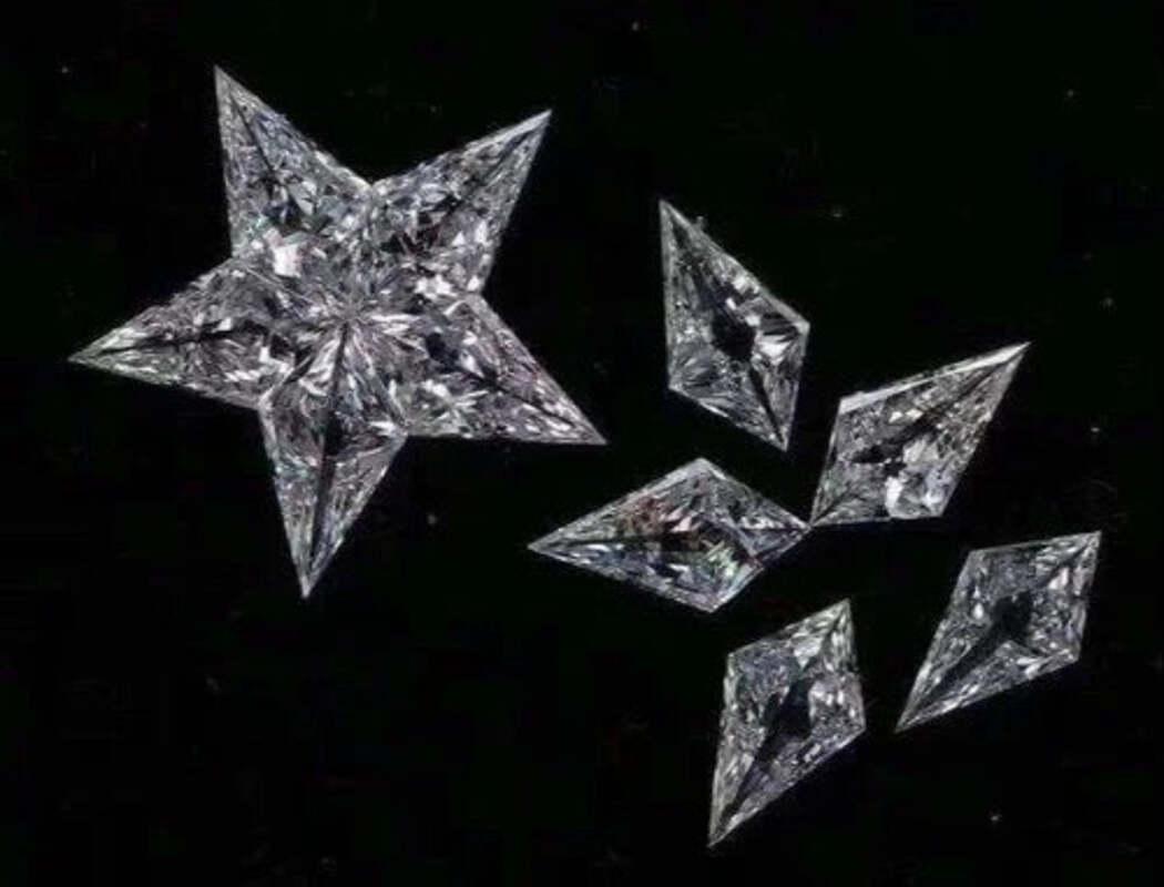 10/0.59 Carat Star Shape G Color Vvs2 Clarity Diamond In Good Condition For Sale In New York, NY