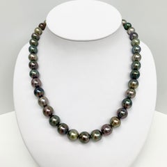 Tahitian Multicolor Oval Pearl Necklace with Gold Clasp