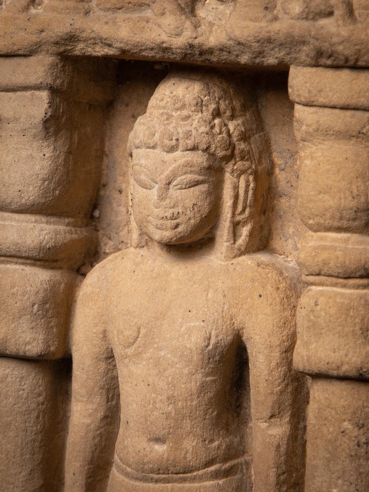 10-12e siècle Fragment Jain en grès ancien de l'Inde en vente 6