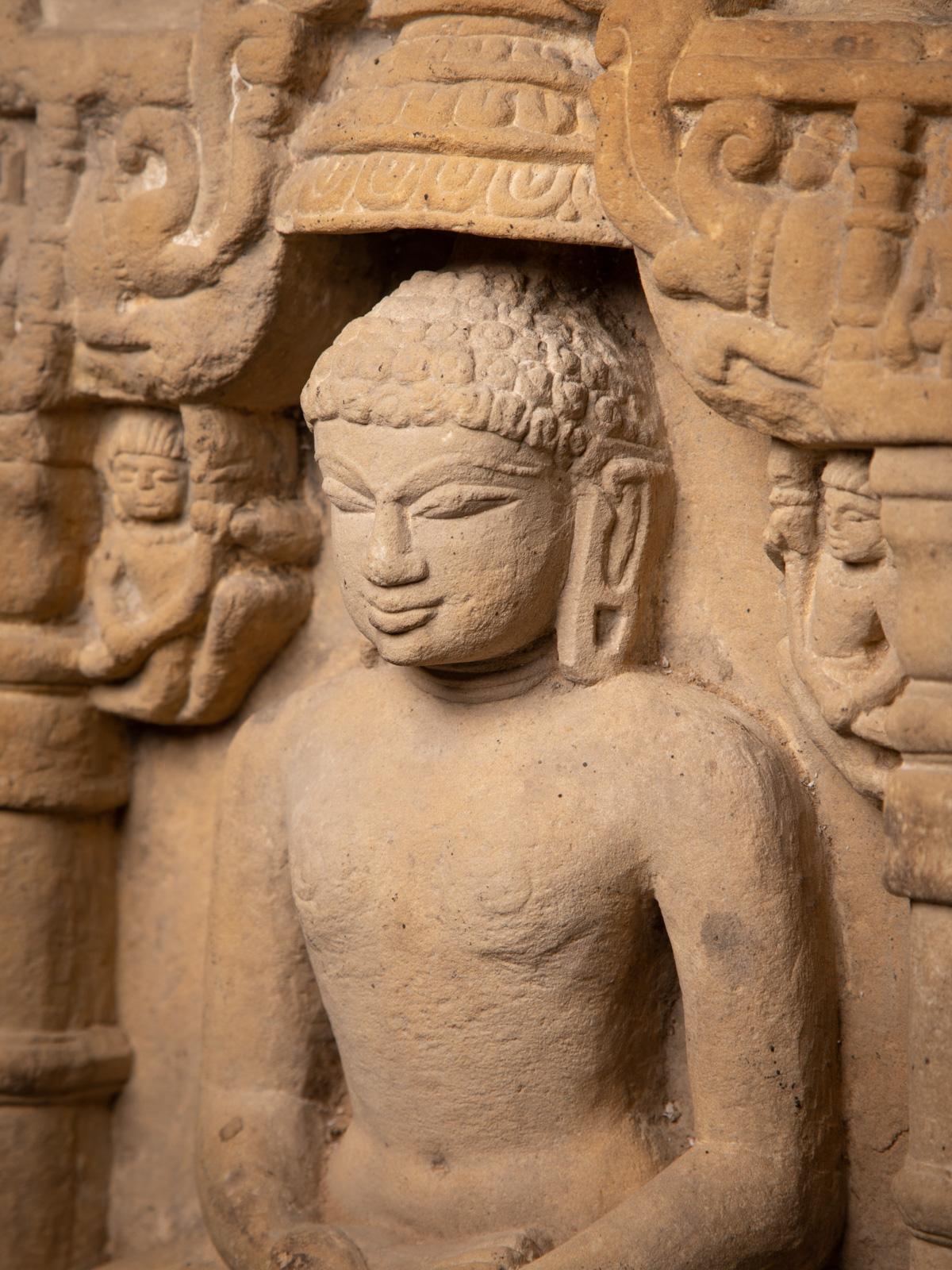 10-12e siècle Fragment Jain en grès ancien de l'Inde en vente 3