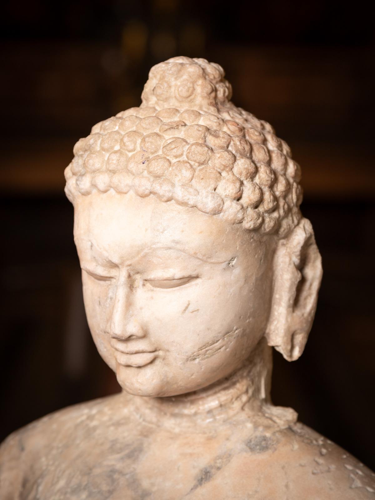 10-12th century Special antique marble figure of a Jain Tīrthaṅkara from India For Sale 4