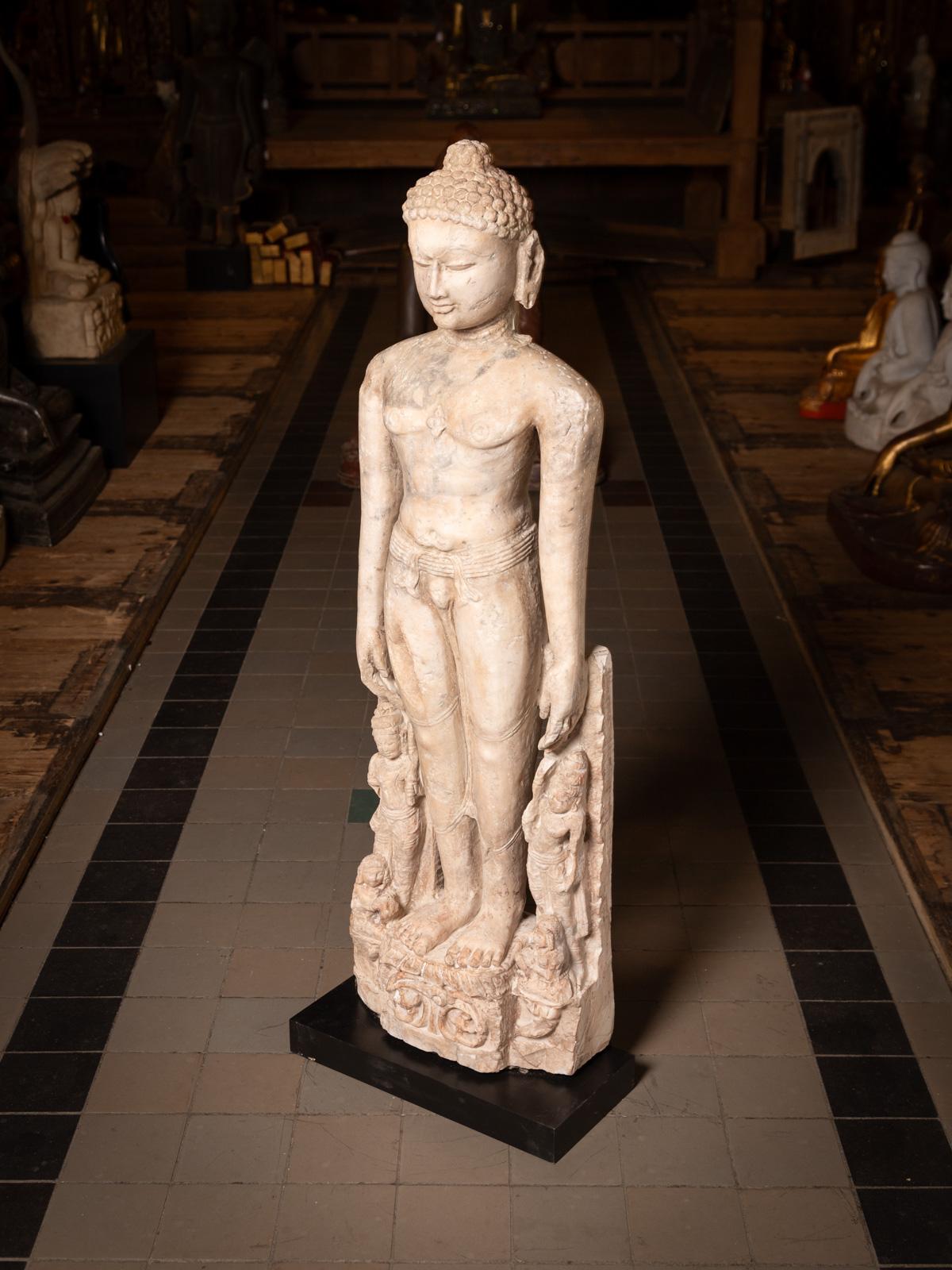 10-12th century Special antique marble figure of a Jain Tīrthaṅkara from India For Sale 3