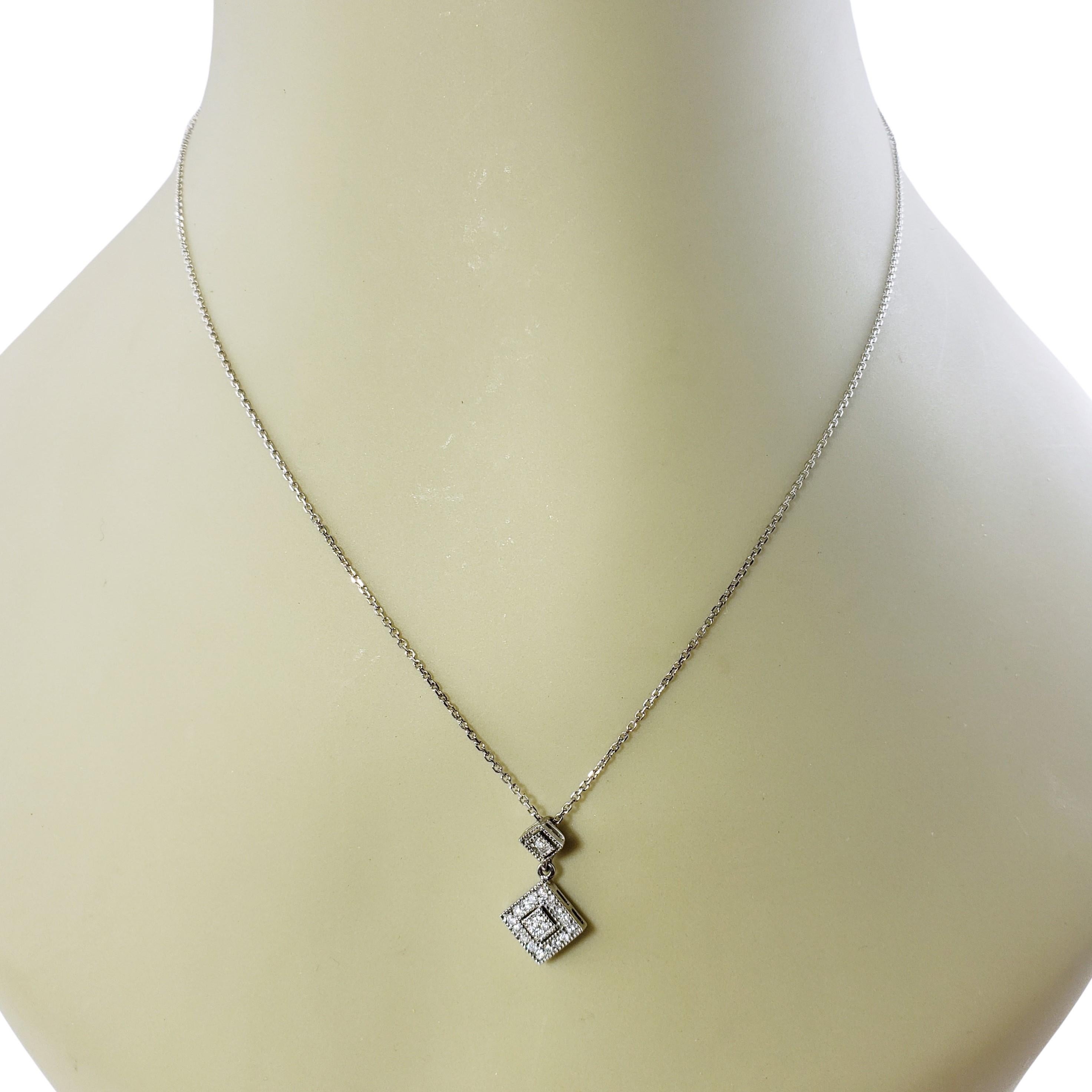 10/14 Karat White Gold and Diamond Pendant Necklace For Sale 2