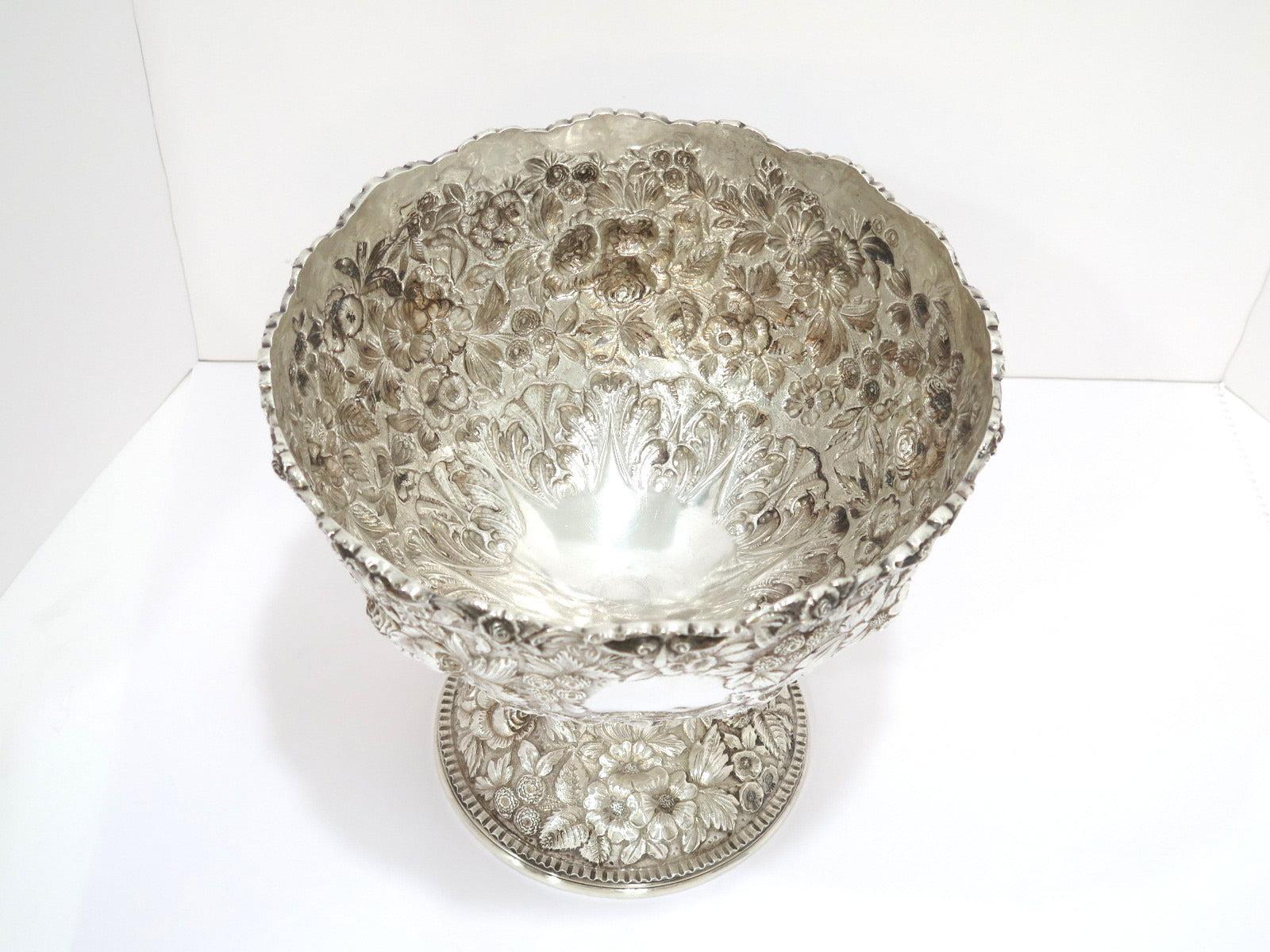 Sterling Silver Justis & Armiger Antique Floral Repousse Footed Bowl In Good Condition For Sale In Brooklyn, NY