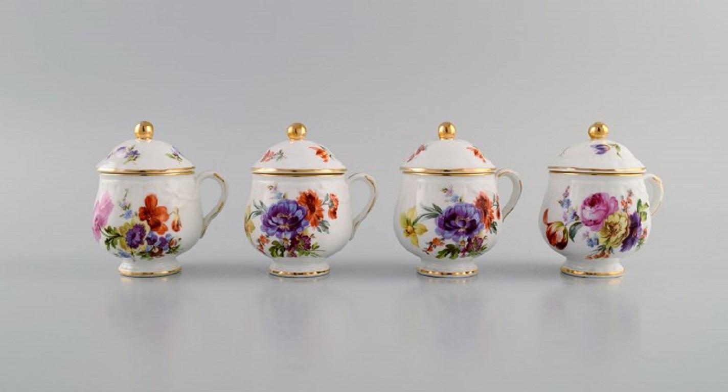10 antique Rörstrand porcelain cream cups with hand-painted flowers and gold decoration. Approx. 1900.
Measures: 9 x 8 cm.
In excellent condition.
Stamped.