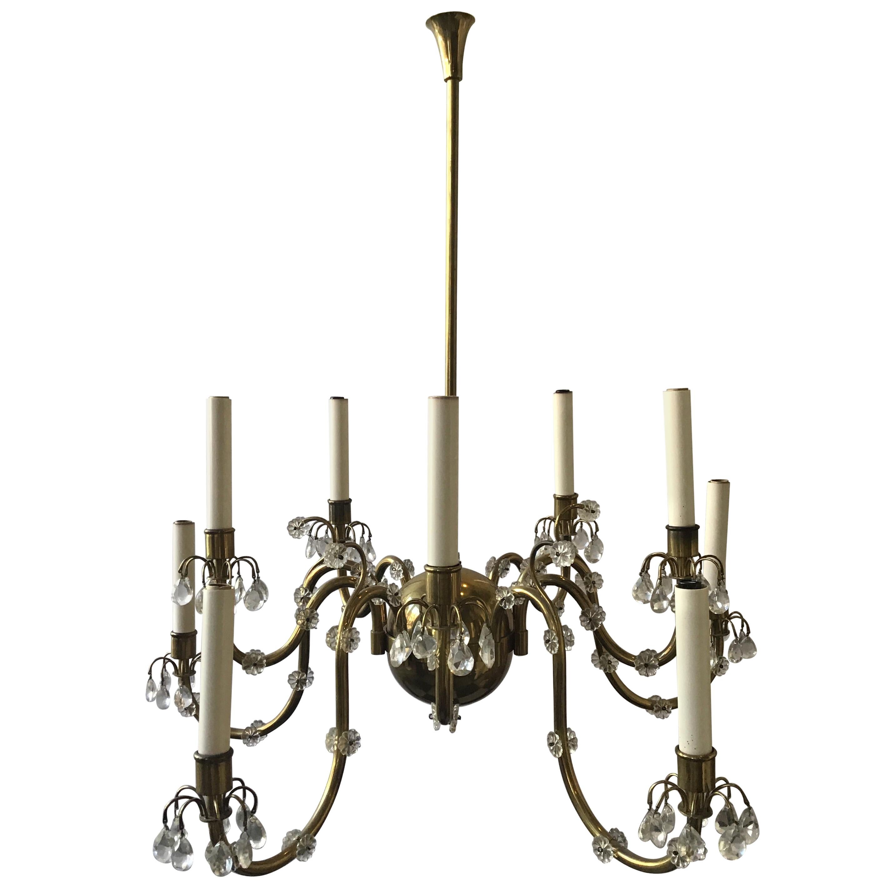 Lampadario a 10 bracci in ottone/cristallo italiano del 1950