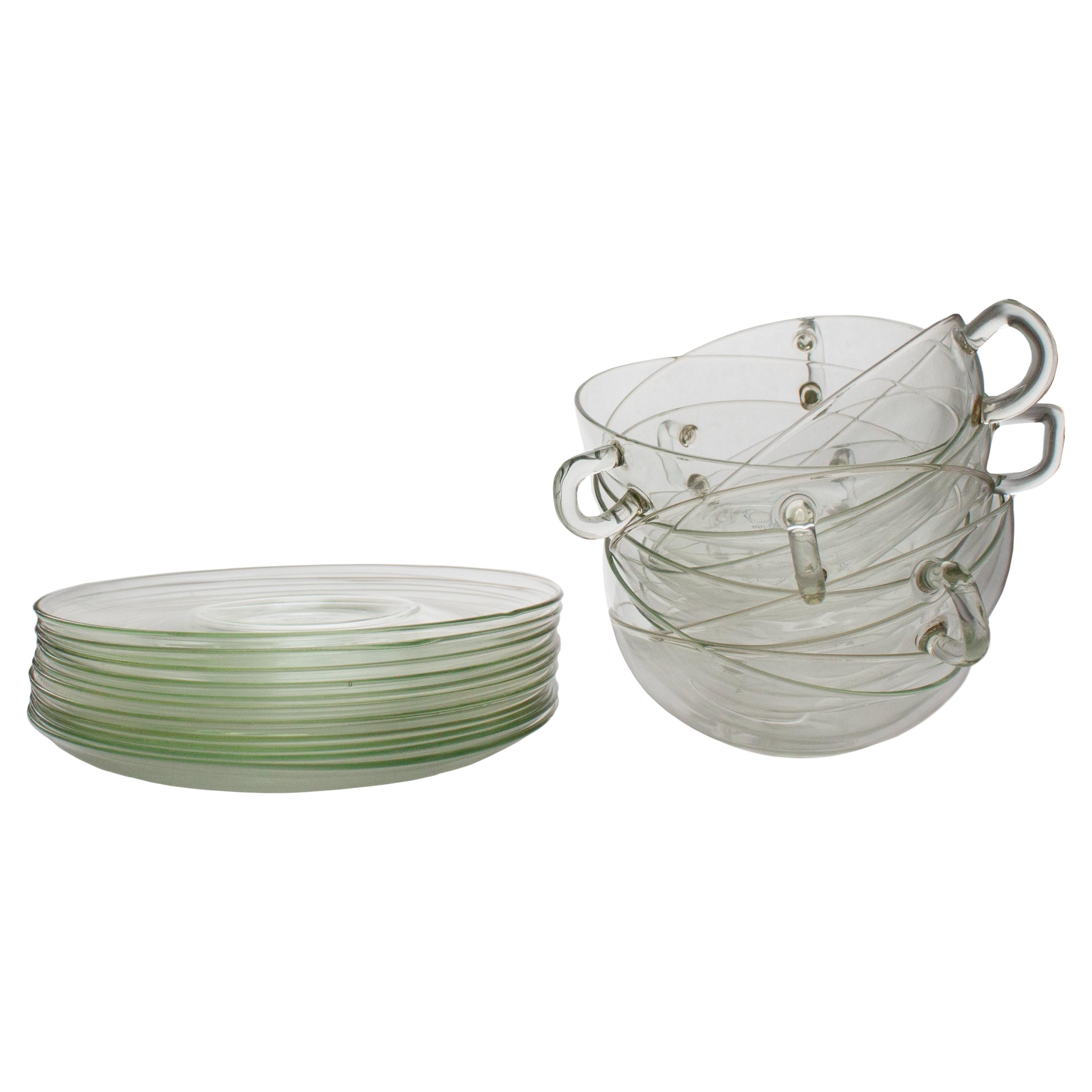 10 tazas de té y tetera Bauhaus "Teho" de William Wagenfeld para Jenaer ca 1931