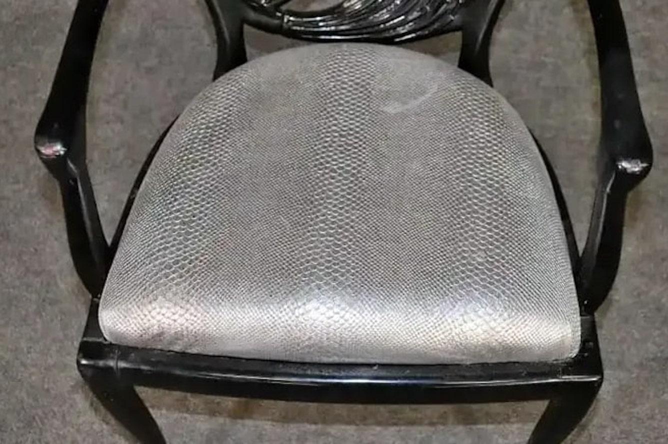 Bois 10 chaises de salle à manger laquées noires en vente