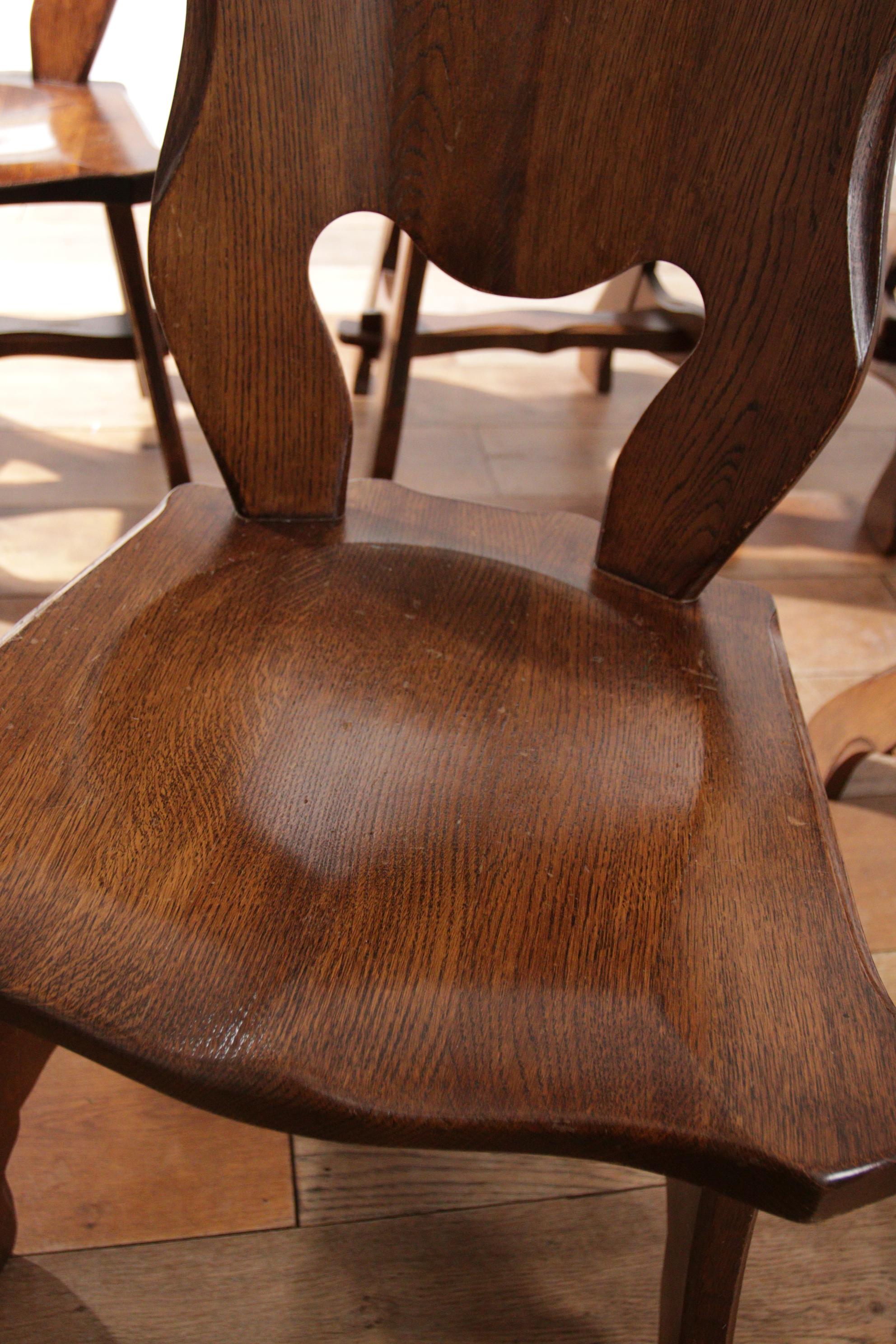 4 + 2 Brutalist Oak Dining Wabi Sabi Room Chairs  In Good Condition For Sale In Boven Leeuwen, NL