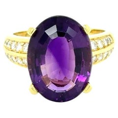 10 Carat Amethyst and Diamond Gold Vintage Cocktail Ring