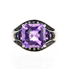 AJD Brilliant Elegant Glittering Real Diamonds & 10 Cts Amethyst Ring