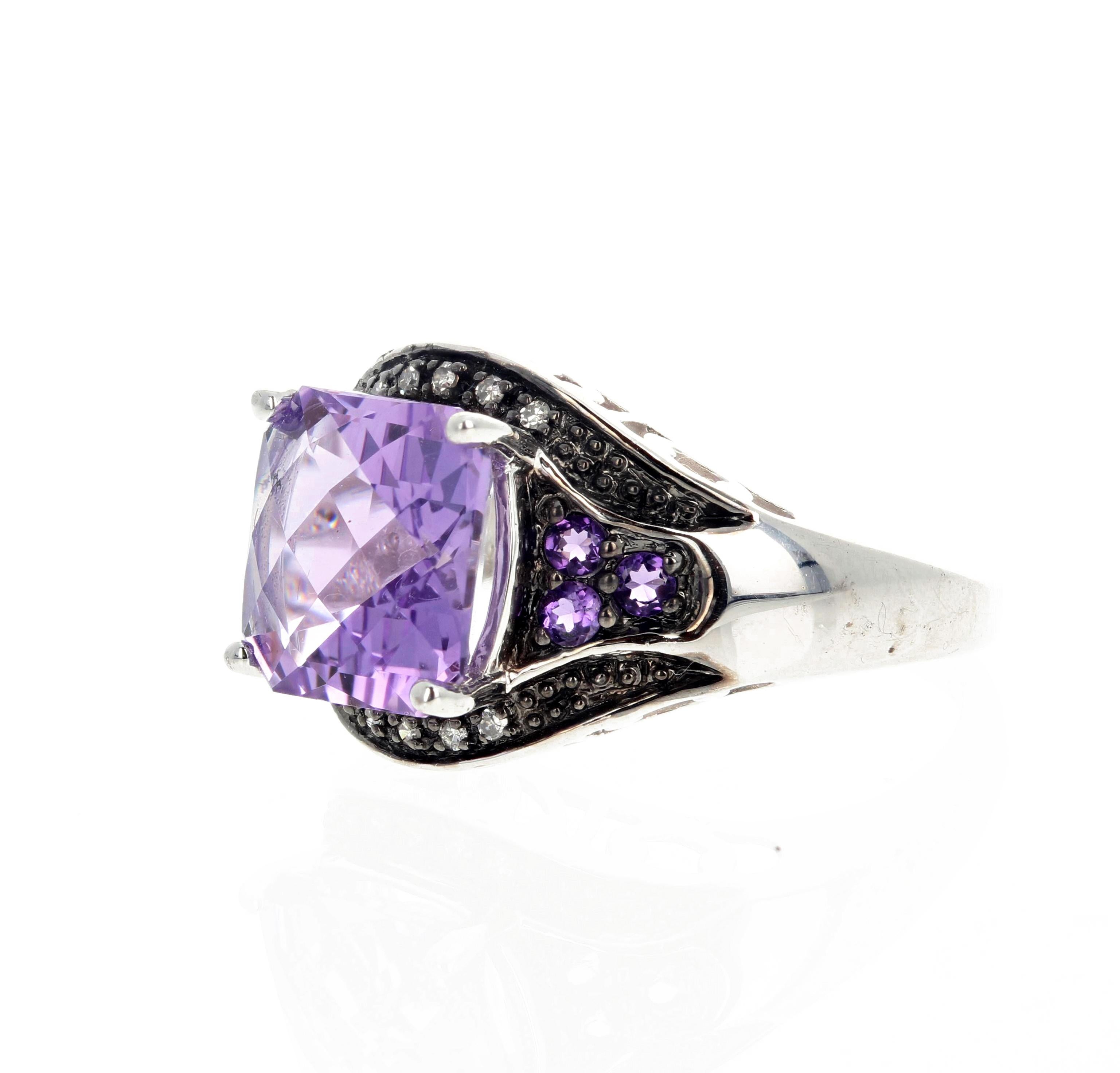 AJD Brillant Elegant Glitzernd Echte Diamanten & 10 Karat Amethyst Ring (Gemischter Schliff) im Angebot