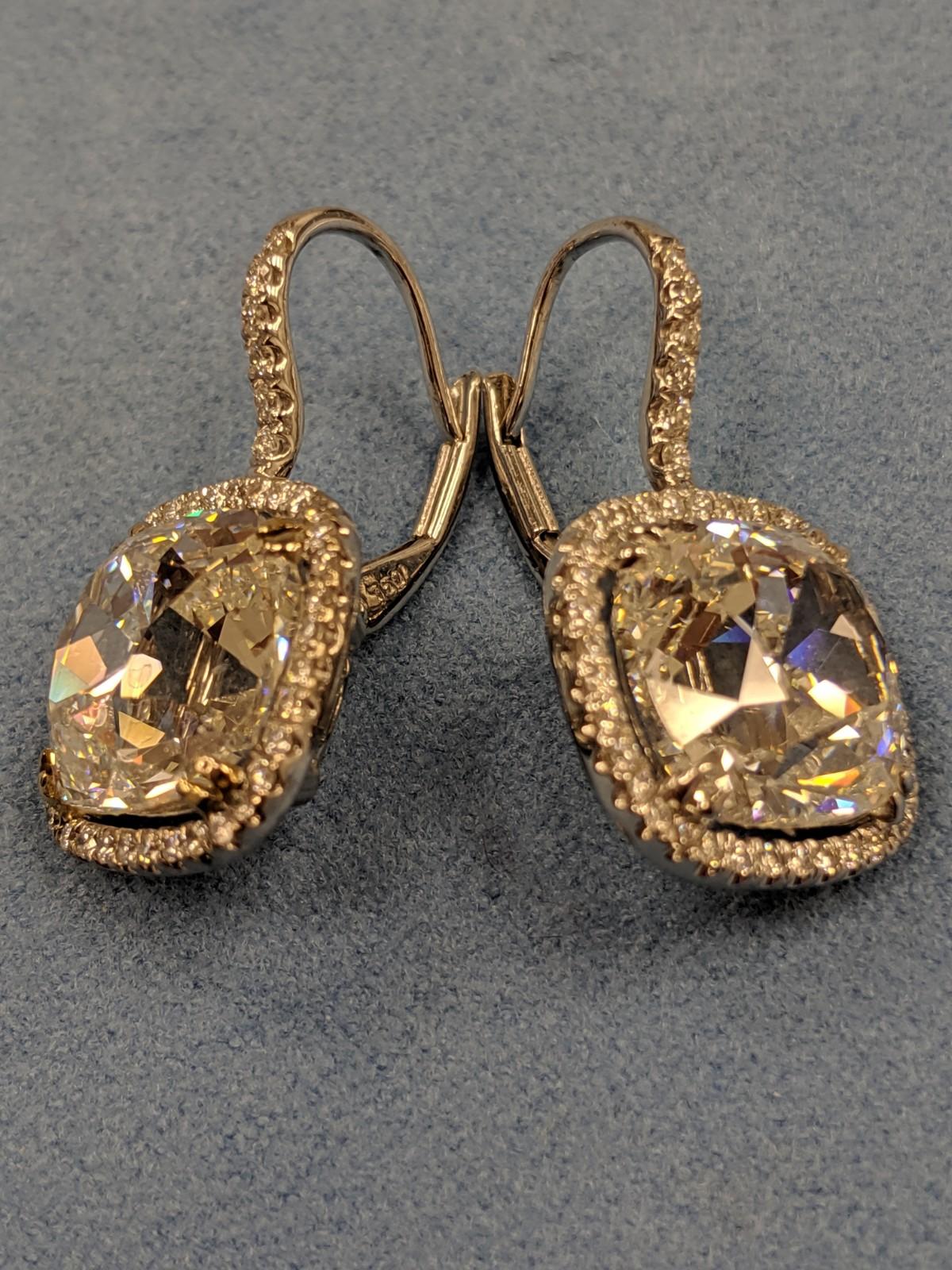 1/10 carat diamond earrings size