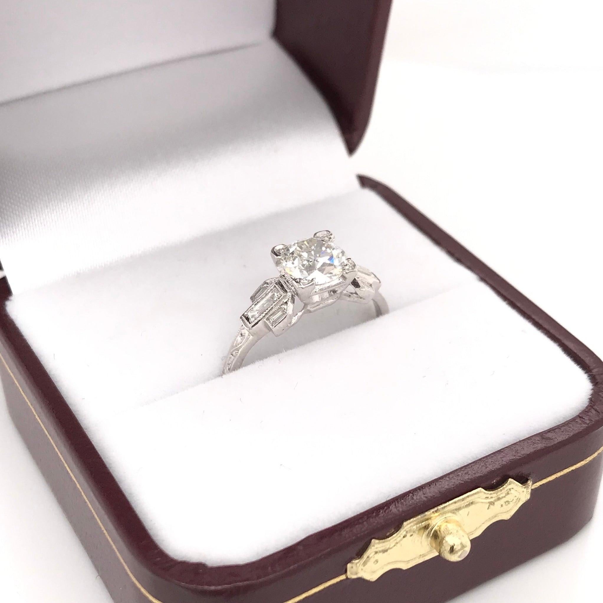 1,0 Karat Art Deco Diamant Platin Ring Damen im Angebot