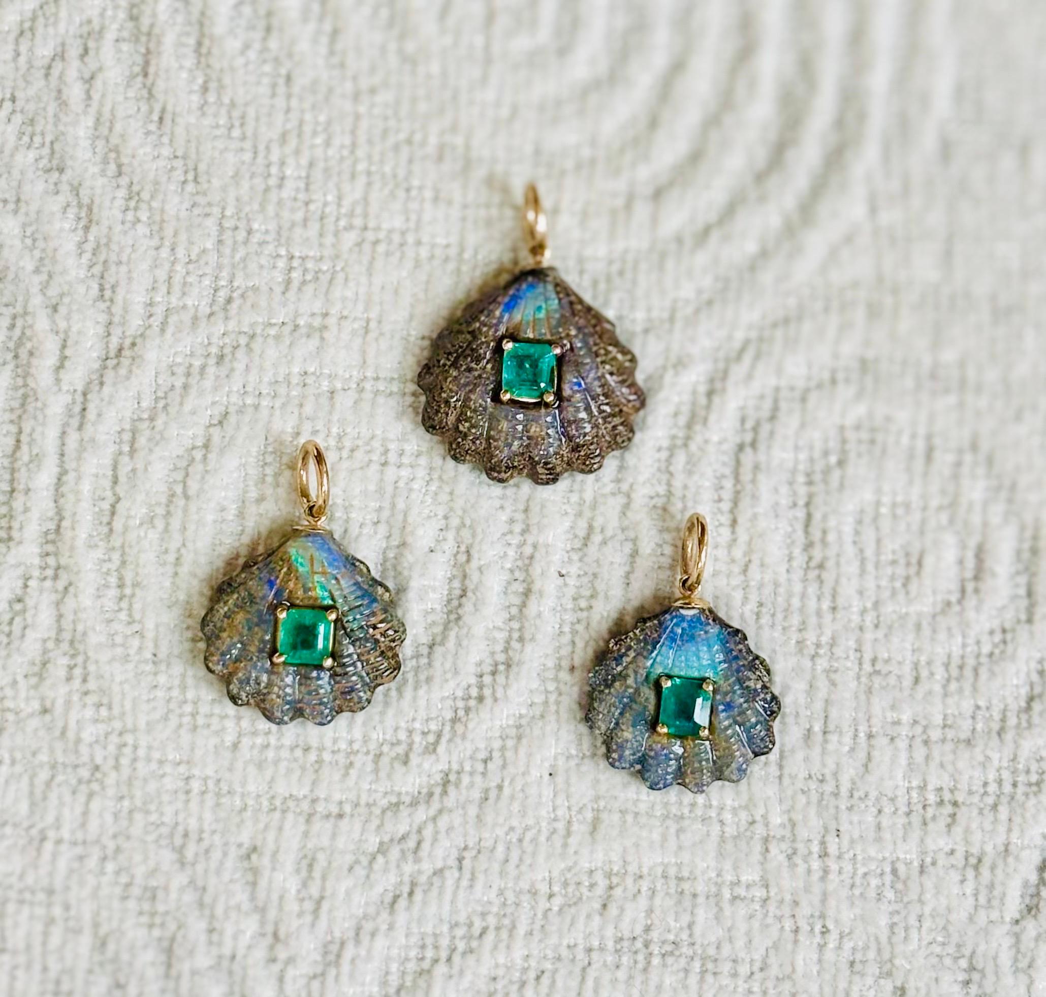 10 Carat Australian Opal Shell Pendant with Emerald & 14k Gold For Sale 5