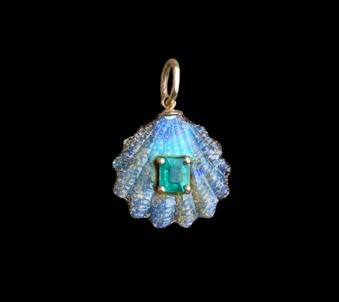10 Carat Australian Opal Shell Pendant with Emerald & 14k Gold For Sale 6