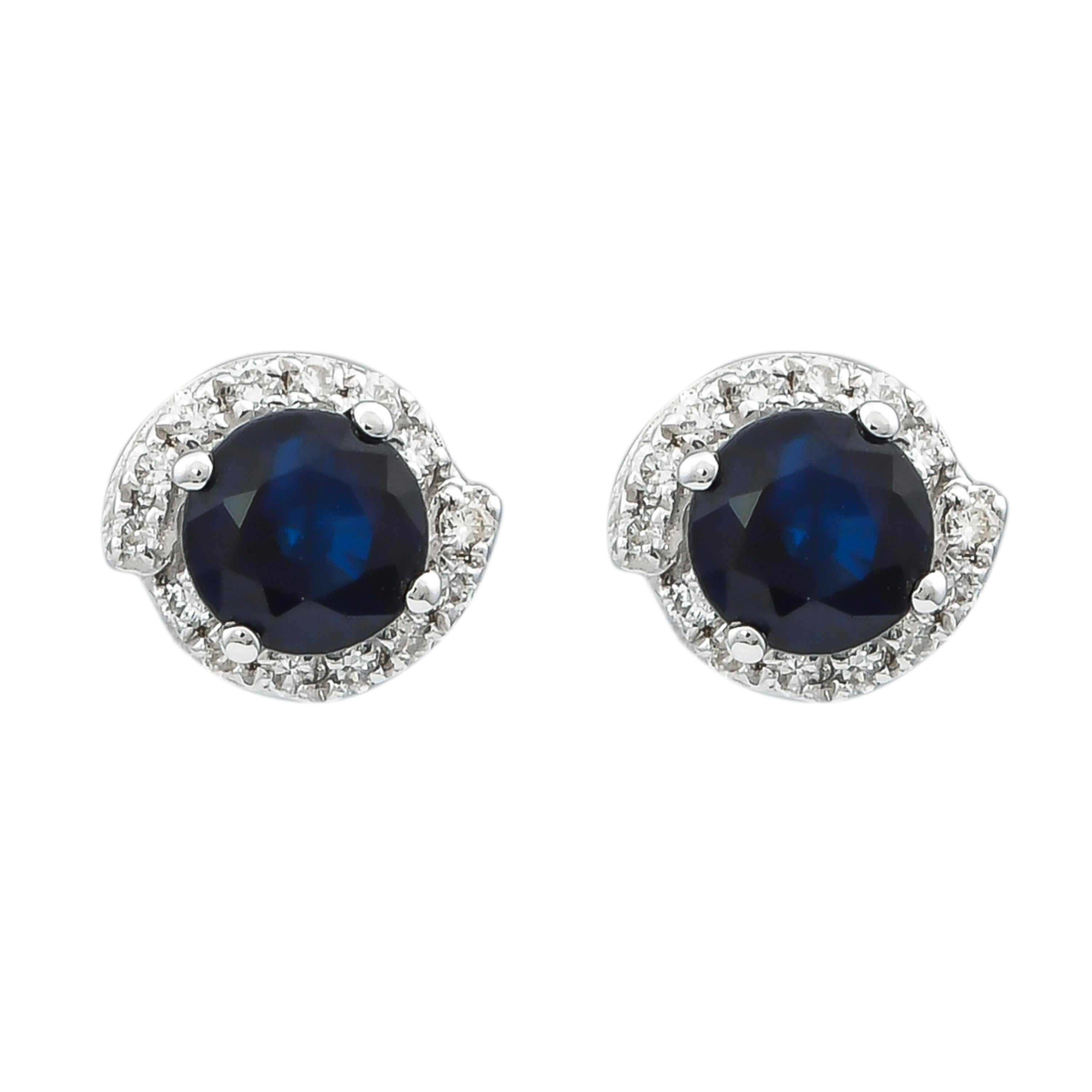 Contemporary 1.0 Carat Blue Sapphire and Diamond Earring in 18 Karat White Gold For Sale