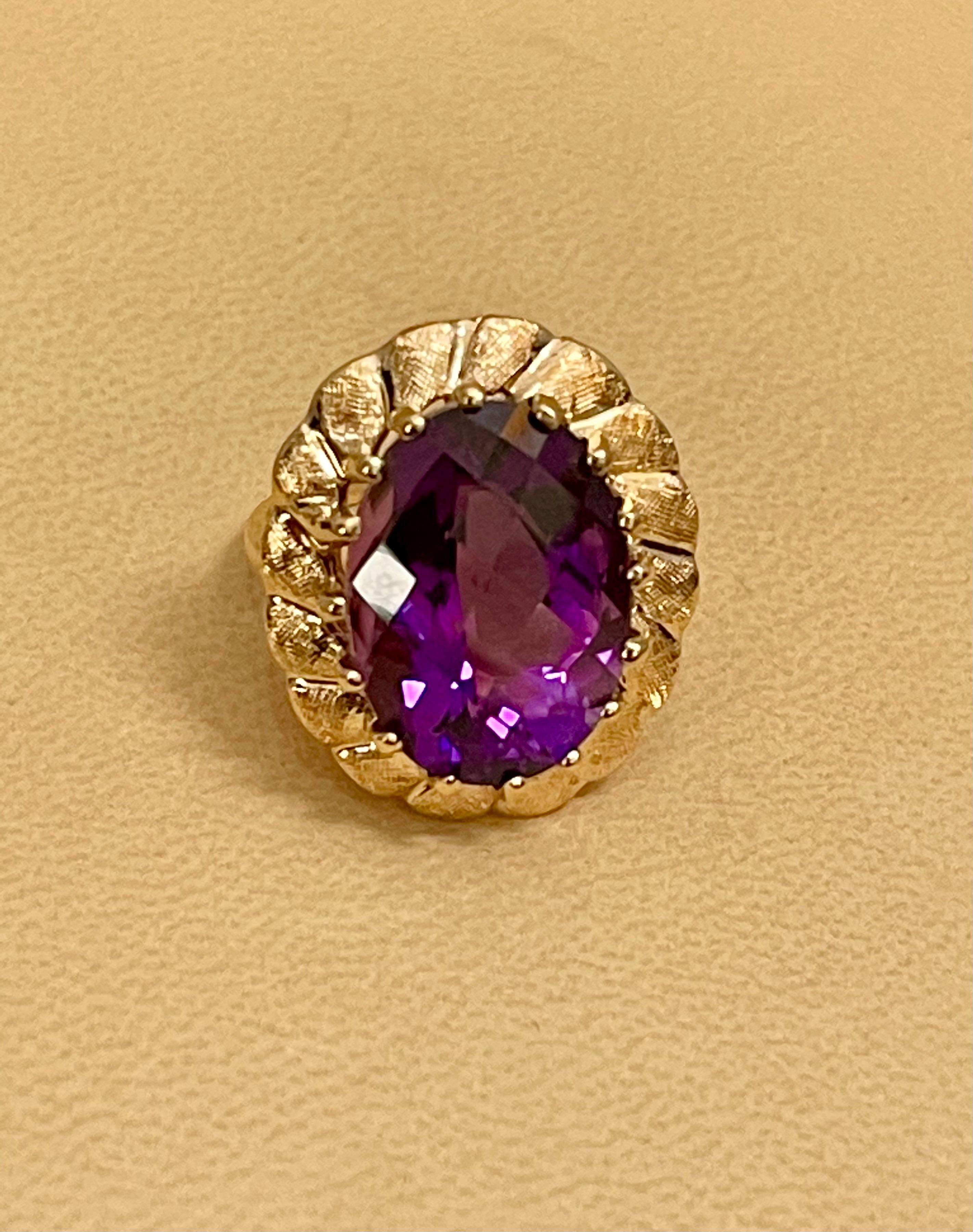 Women's 10 Carat Checker Board Amethyst Cocktail Ring in 14 Karat Yellow Gold For Sale