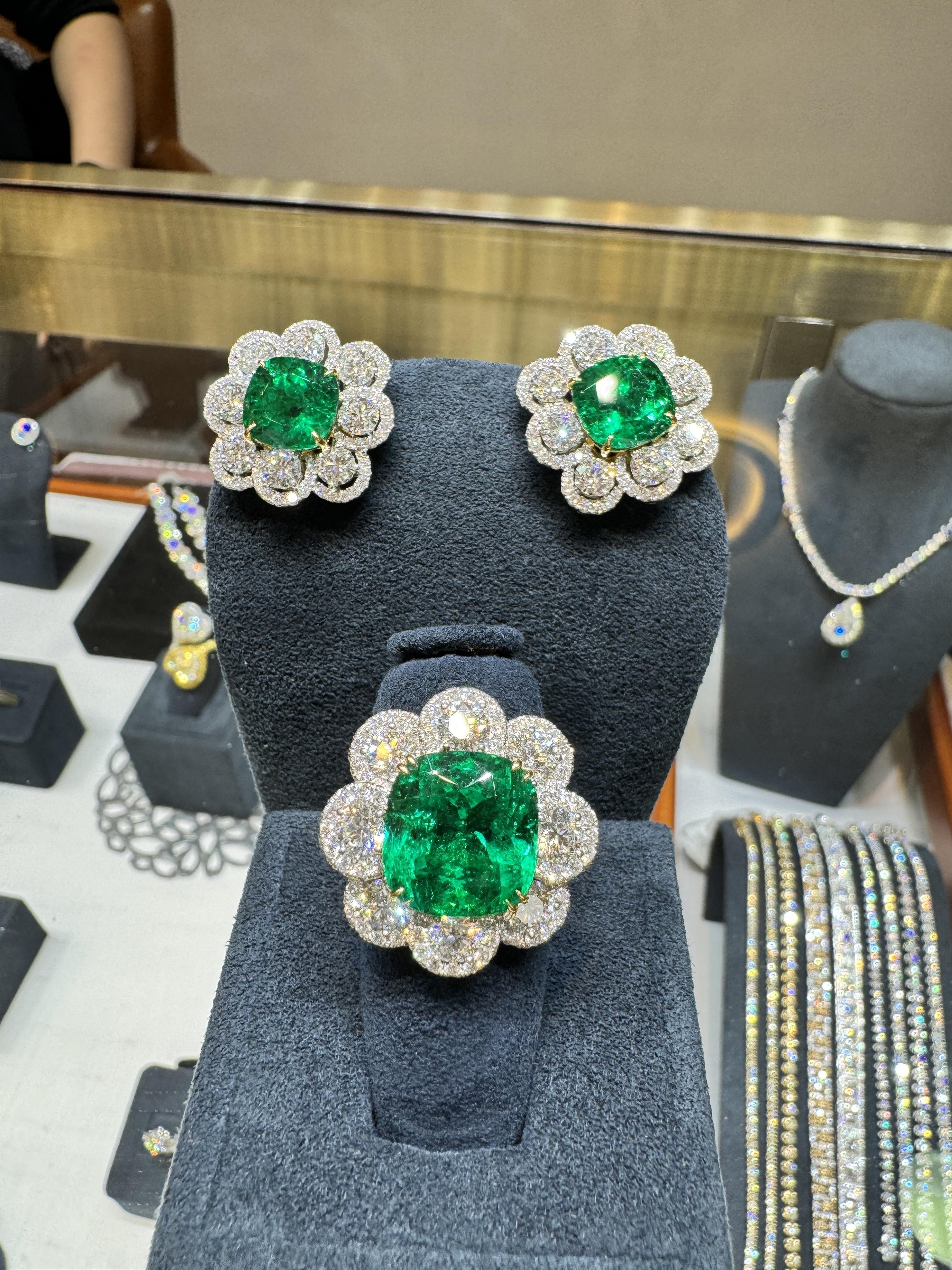 10 Carat Colombian Emerald GRS Certified Cushion Cut Minor Oil Diamond Earrings For Sale 3