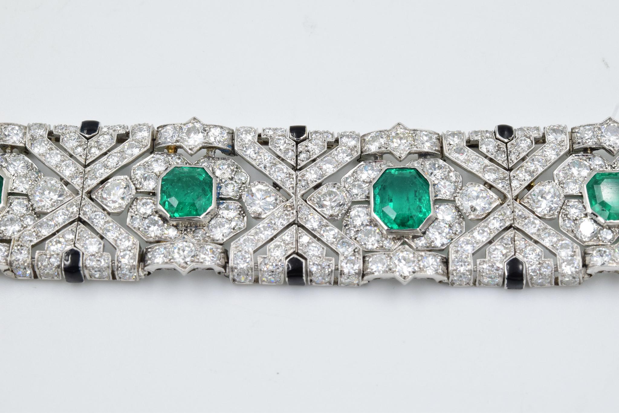 Emerald Cut 10 Carat Colombian Emerald Bracelet in Platinum AGL Certified 20 Carat 1920s Era
