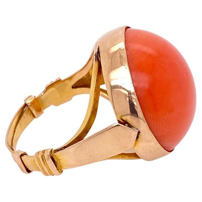 10 Carat Coral Solitaire Retro Gold Cocktail Ring Estate Fine Jewelry For Sale