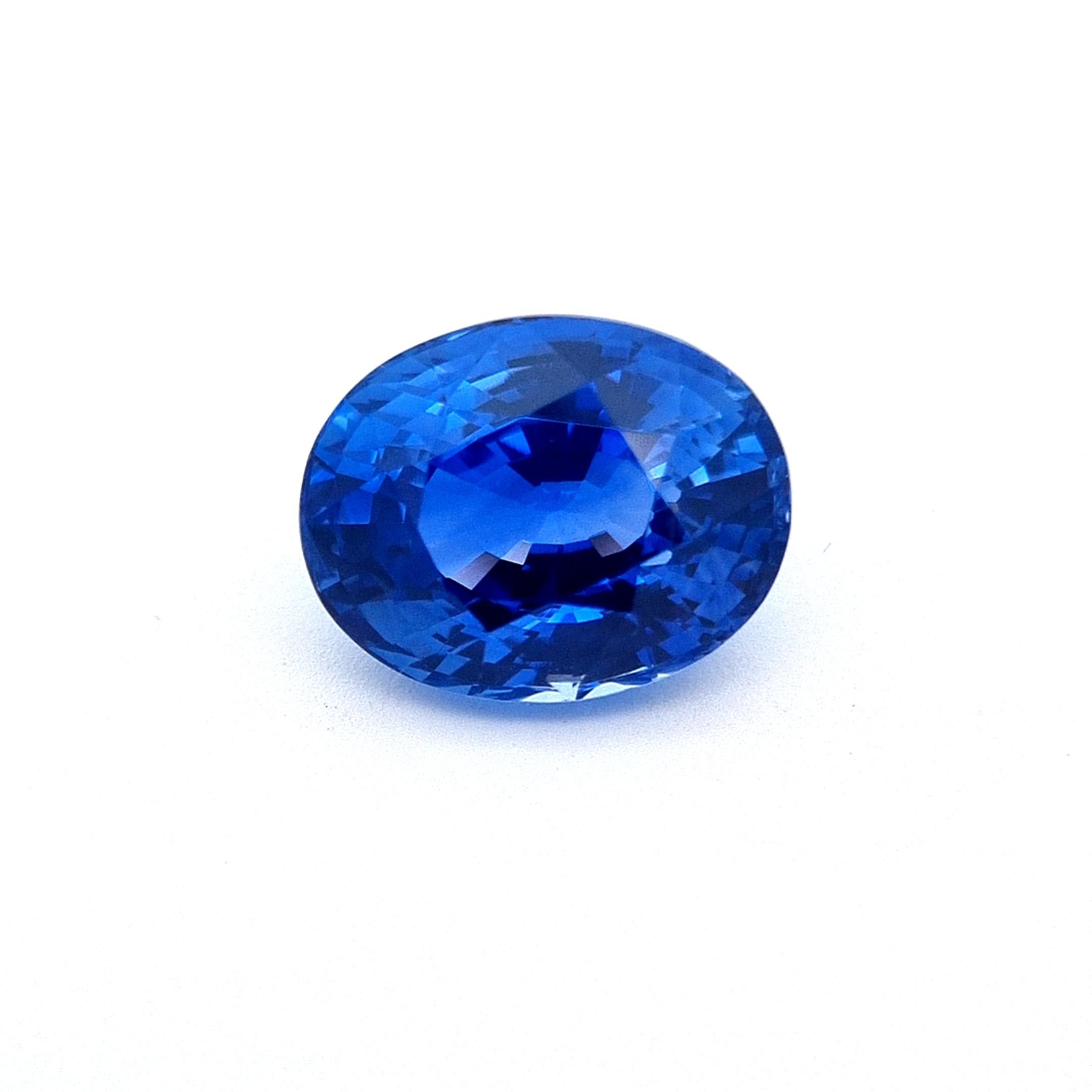 10 Carat Cornflower Blue Sapphire For Sale 1