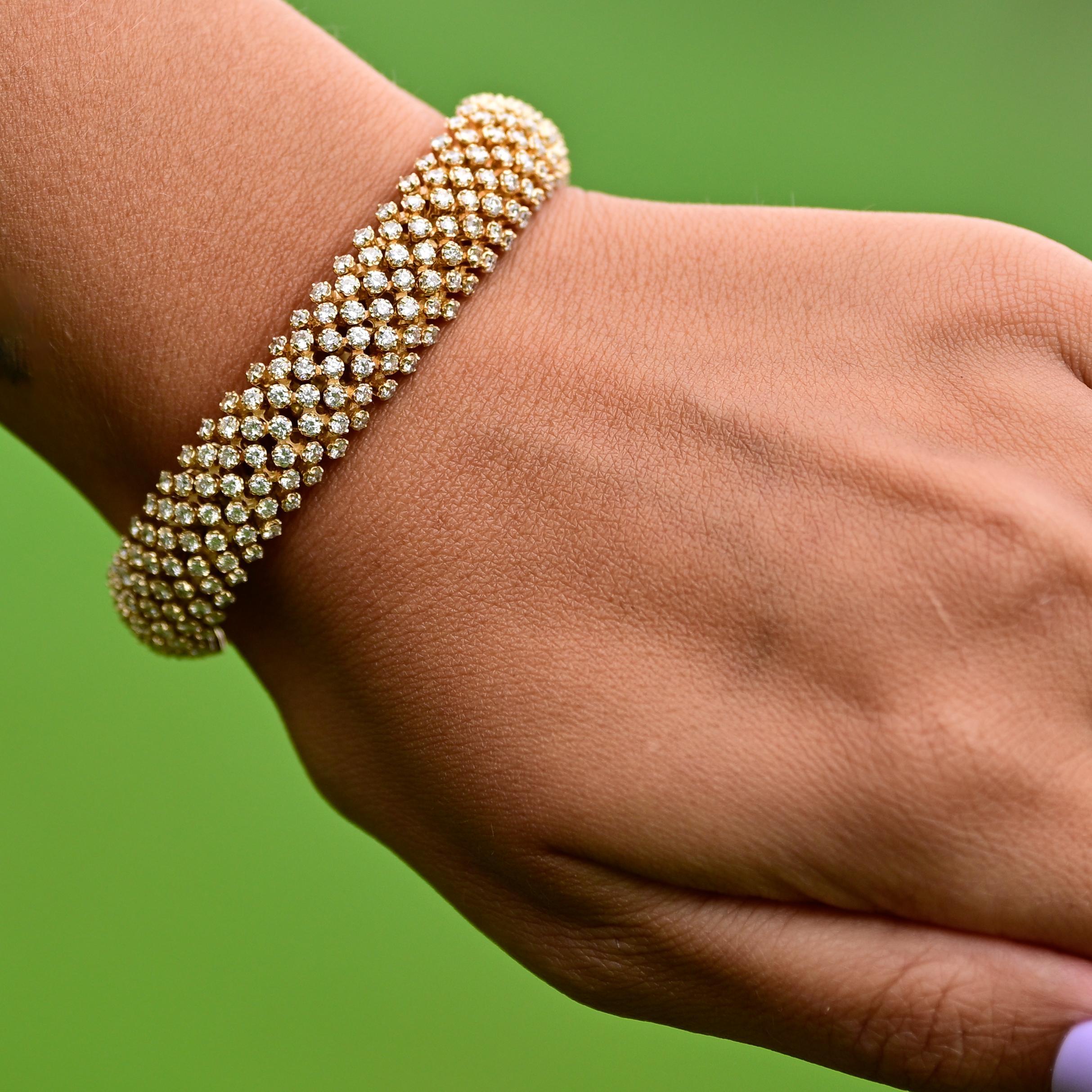 Flexibles Gliederarmband aus 14 Karat Gelbgold mit 10 Karat Diamanten Bombe 1