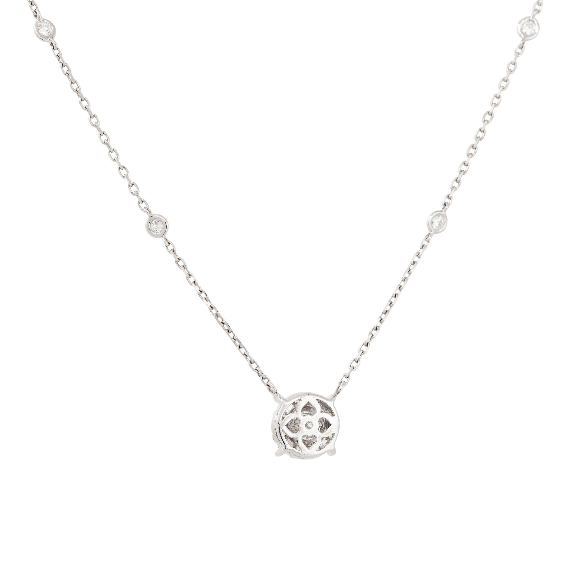 1,0 Karat Diamant-Cluster-Diamant-Halskette mit Station aus 18 Karat, auf Lager im Zustand „Hervorragend“ im Angebot in Boca Raton, FL
