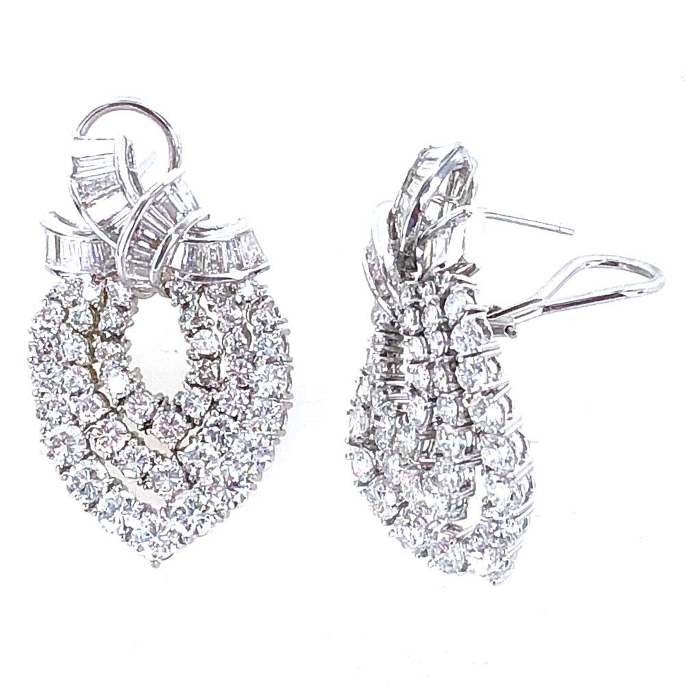 Modern 10 Carat Diamond Dangle Drop Earrings 18 Karat White Gold