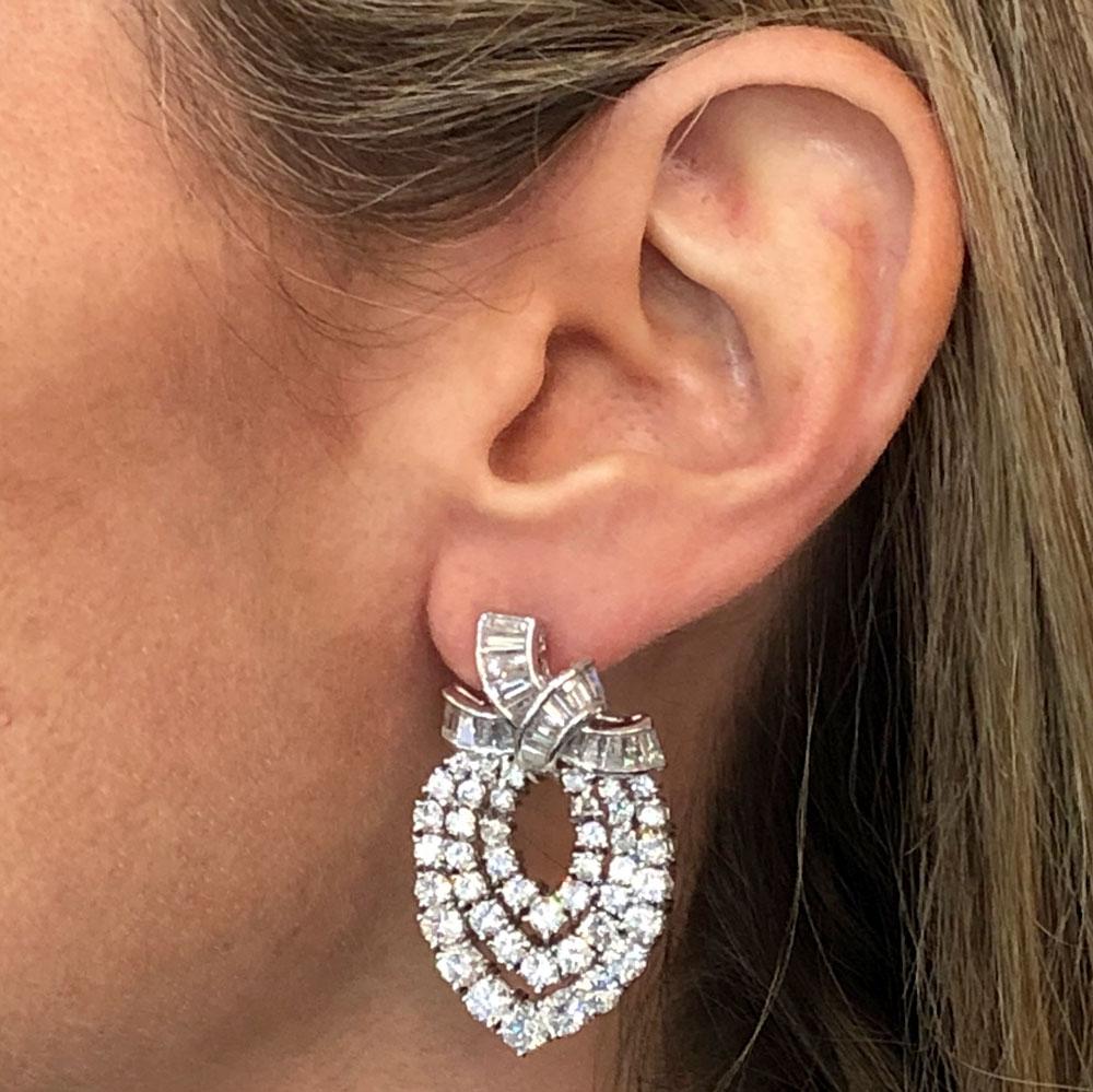 Women's 10 Carat Diamond Dangle Drop Earrings 18 Karat White Gold