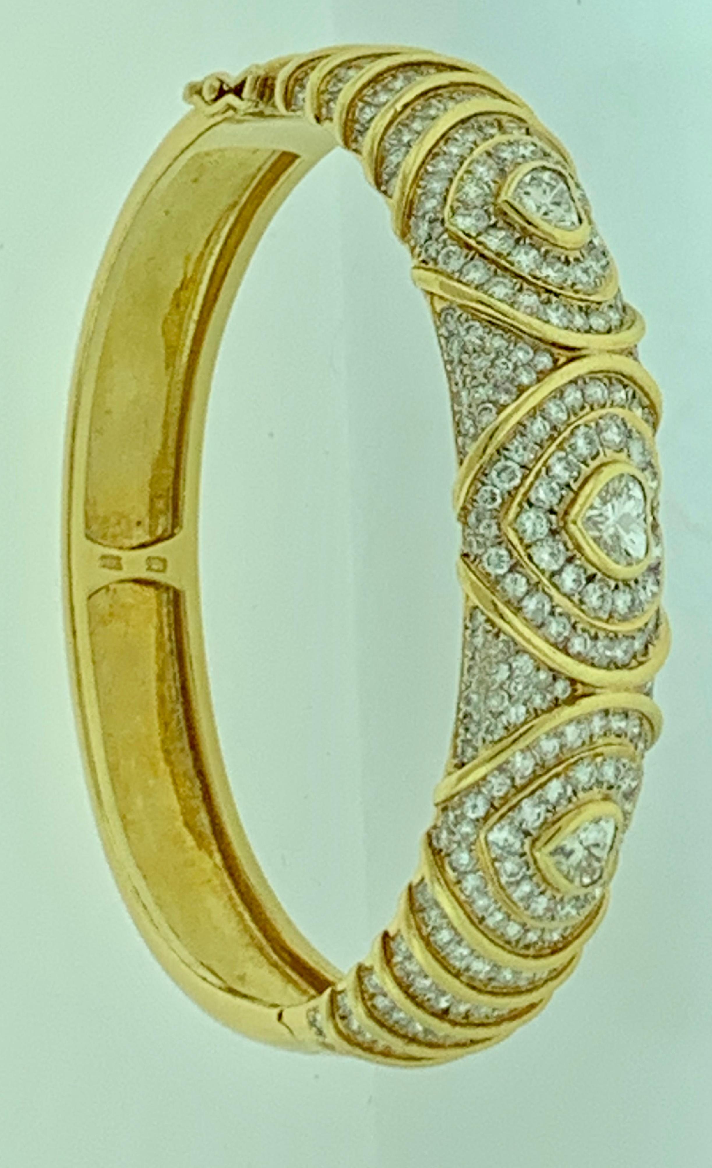 10 carat gold bracelet