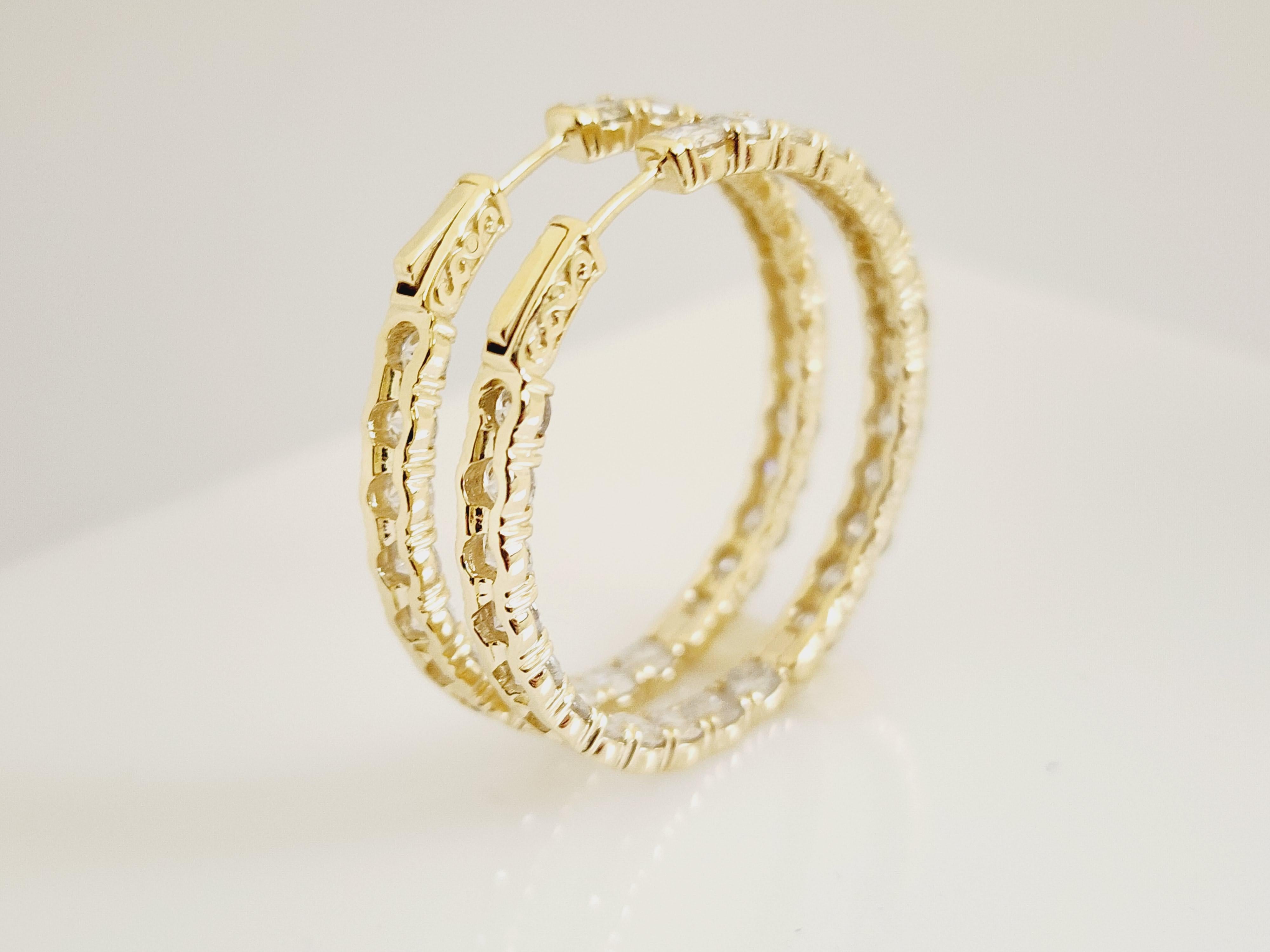 10.1 Carat Diamond Hoops Earrings 14 Karat Yellow Gold In New Condition For Sale In Great Neck, NY