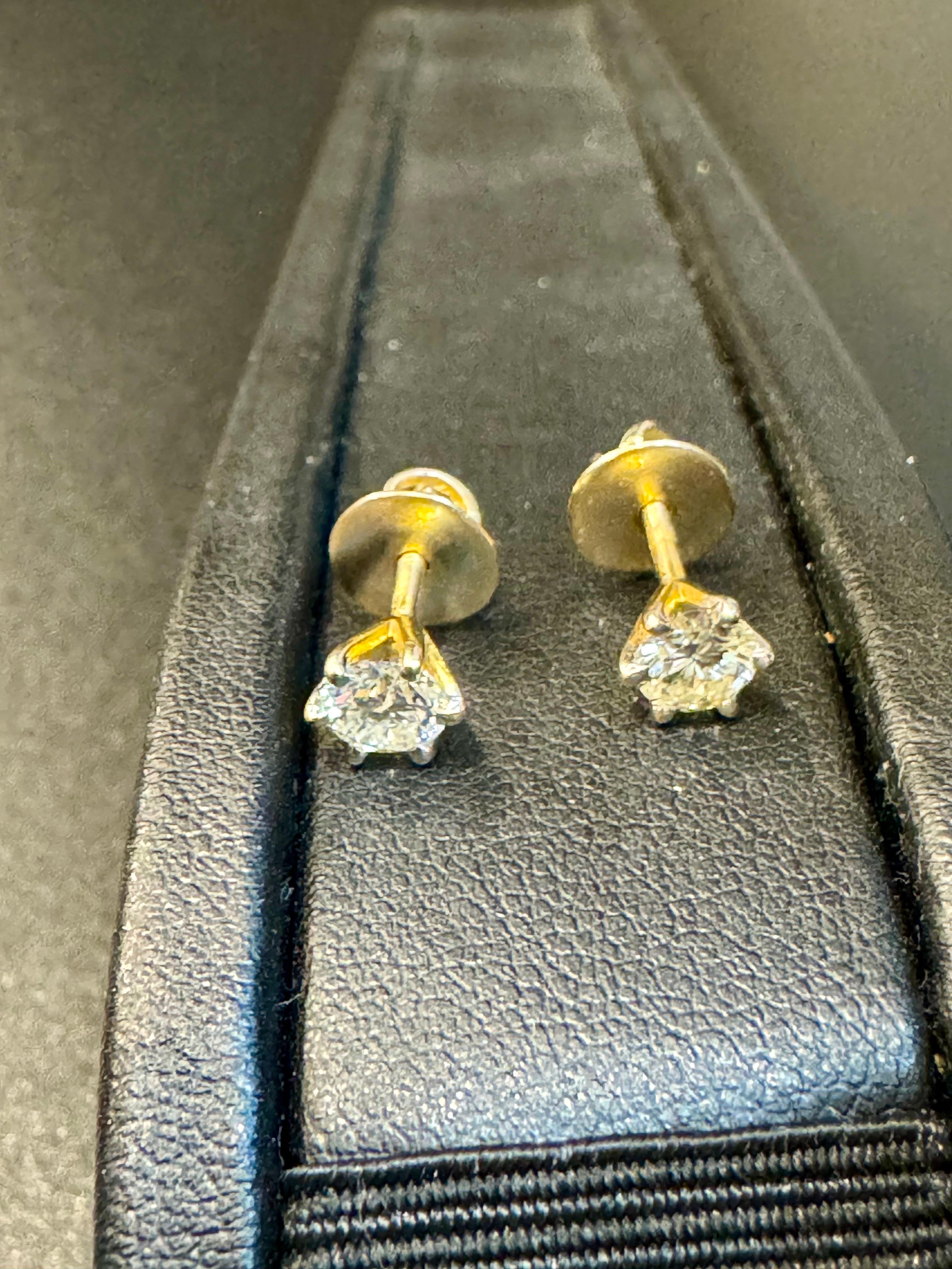 1.0 Carat Diamond Solitaire Stud Earrings 6 Prongs Screw Back 14 Kt Yellow Gold For Sale 8