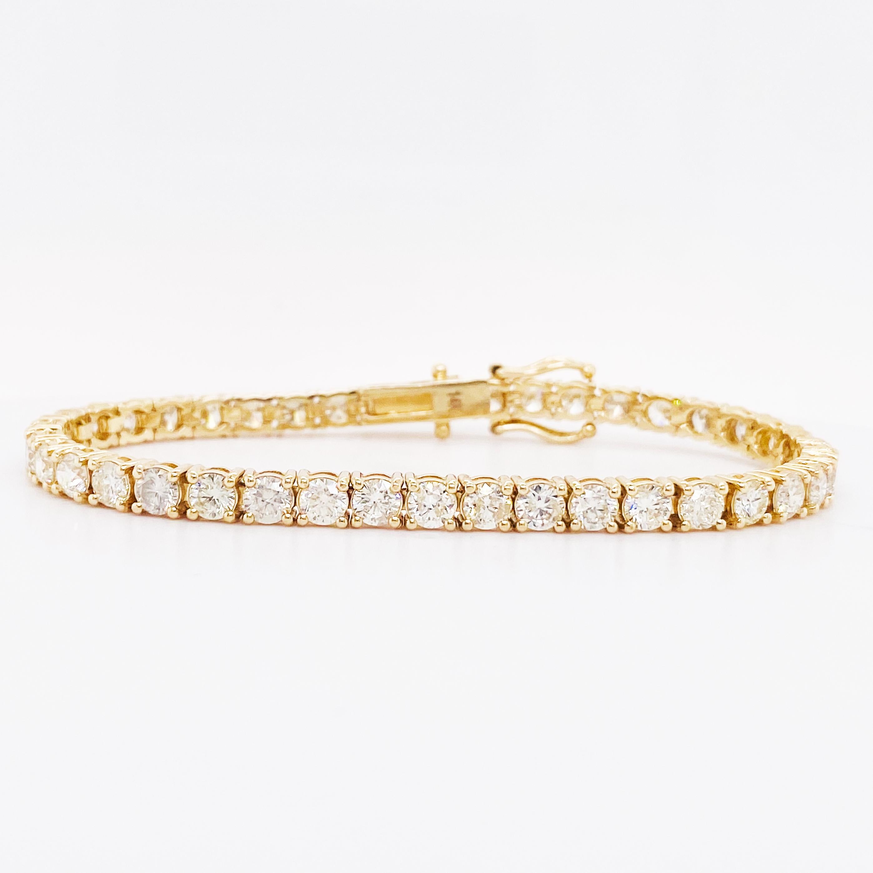 Taille ronde Bracelet tennis à 4 griffes en or jaune 14 carats et diamants de 10 carats en vente