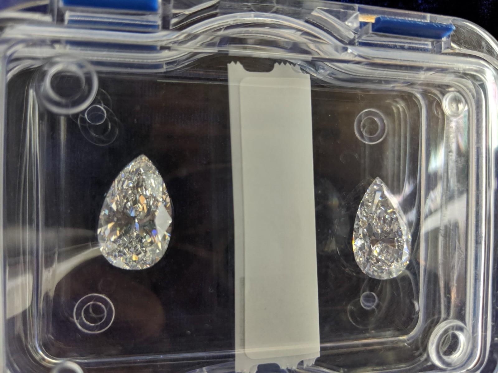 10 carat earrings