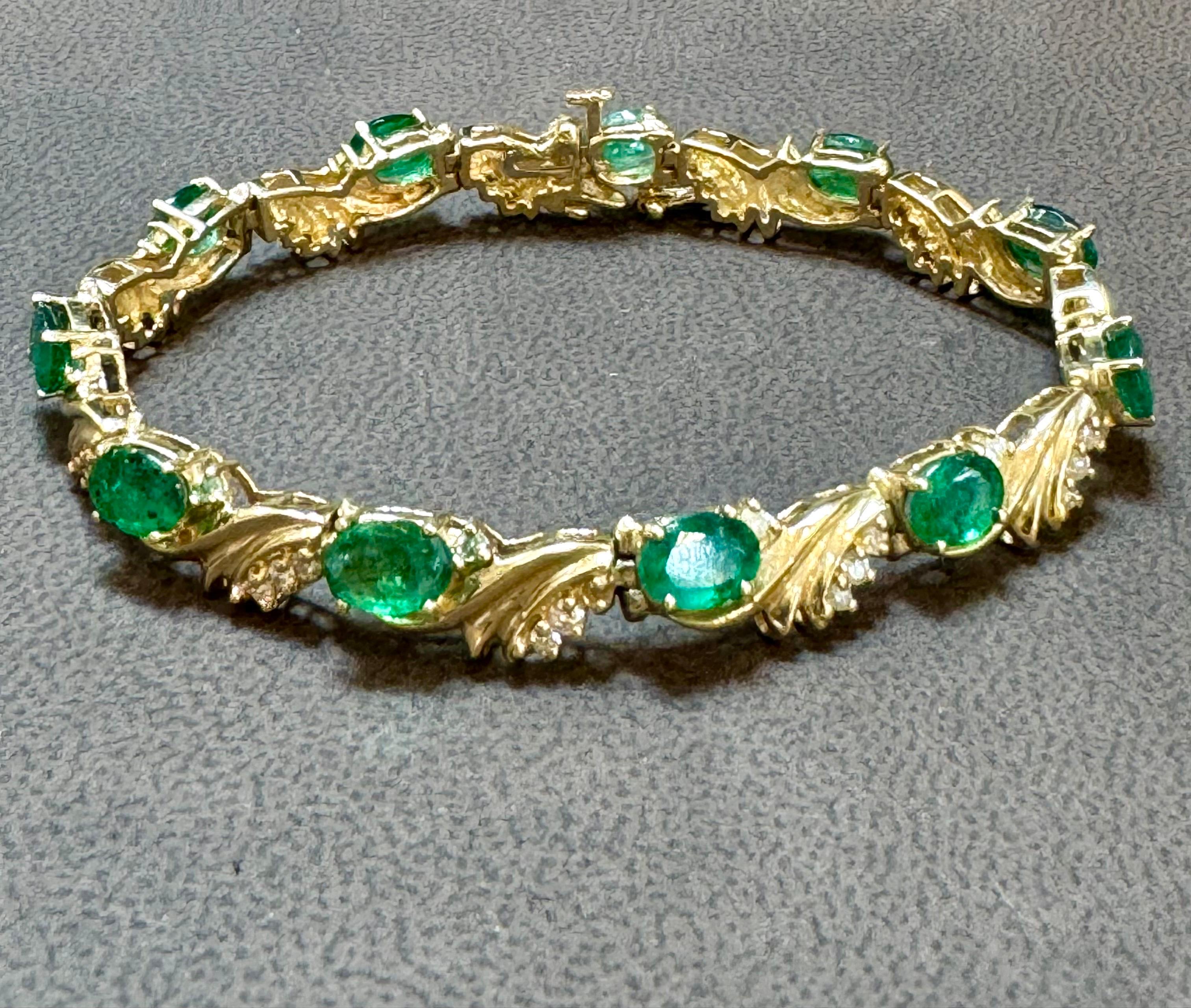 10 Carat Emerald 1.3 Carat Diamond Affordable Tennis Bracelet 14 K Yellow  Gold For Sale 8