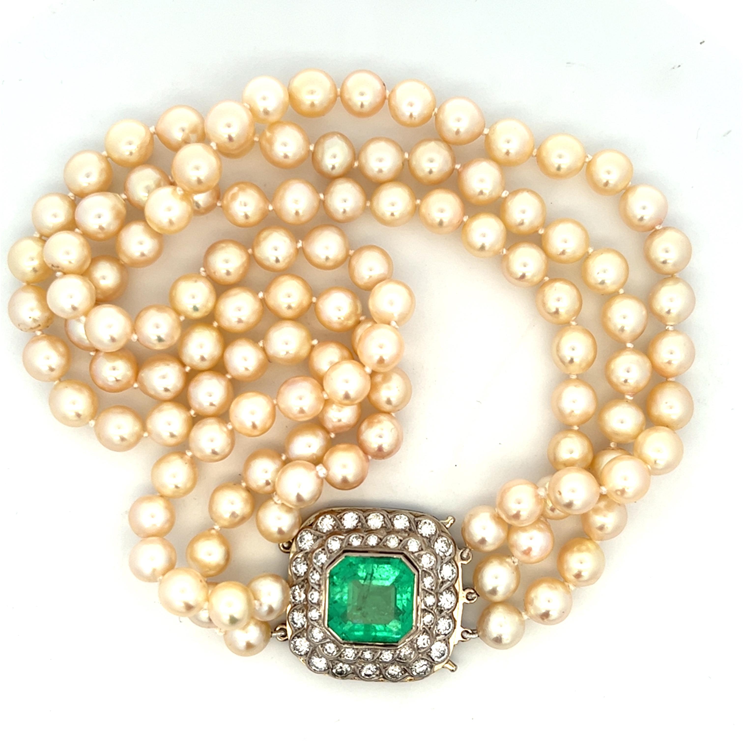 10 Karat Smaragd & 3,60 Karat Diamant Perlen Choker Halskette aus 18 Karat Weißgold  im Angebot 1