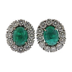 Boucles d'oreilles cocktail en or avec diamant et émeraude cabochon de 12 carats
