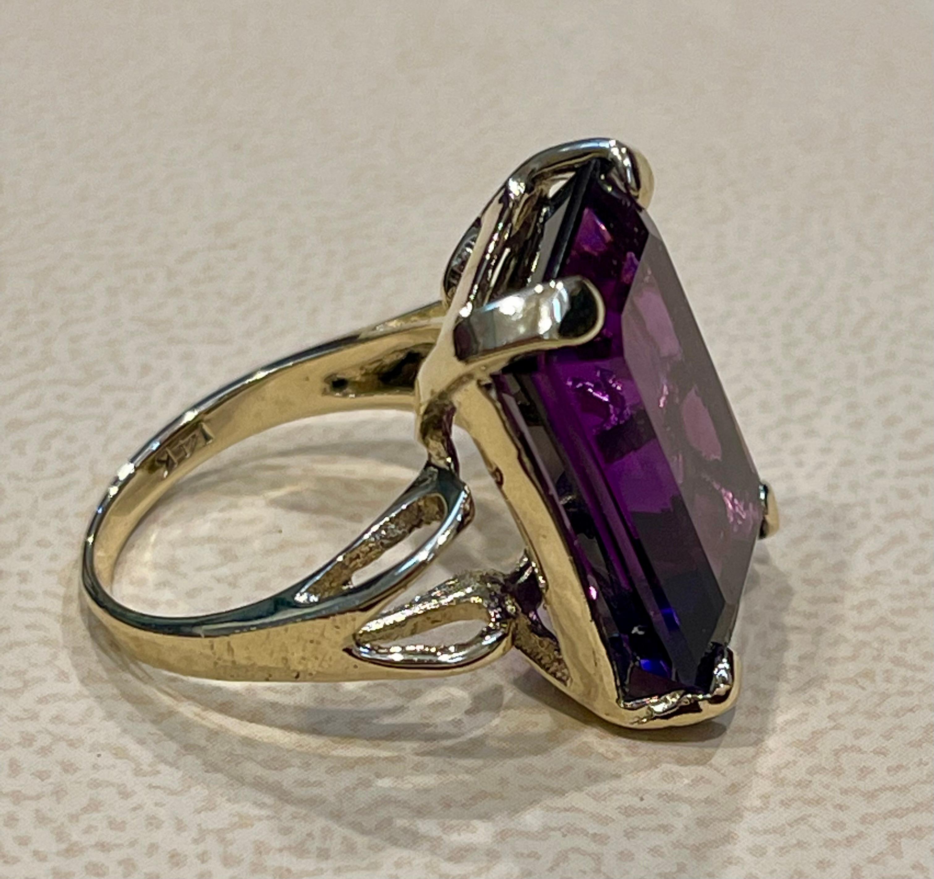 13 Carat Emerald Cut Amethyst Cocktail Ring in 14 Karat Yellow Gold For Sale 7