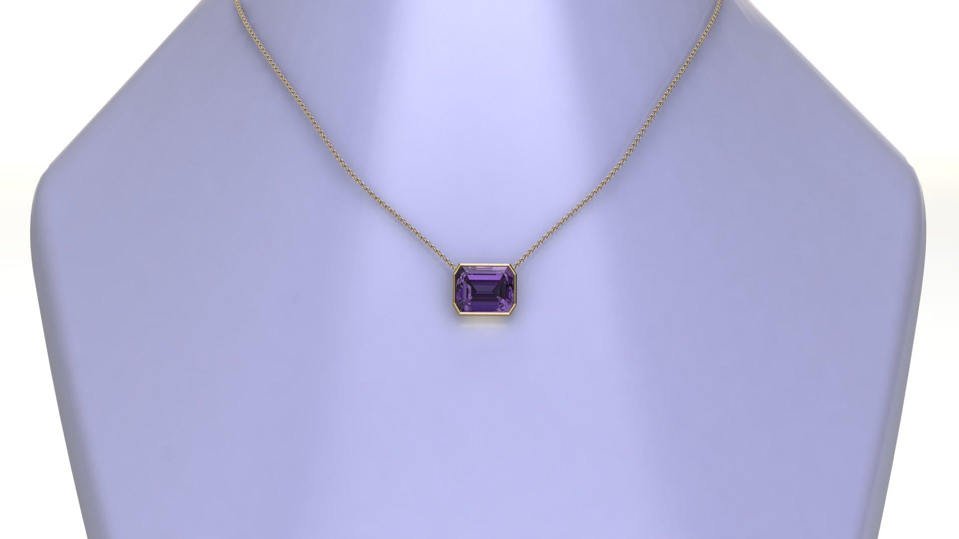 10 Carat Emerald Cut Amethyst in 18K Yellow Gold Thin Bezel Necklace Pendant In New Condition For Sale In New York, NY