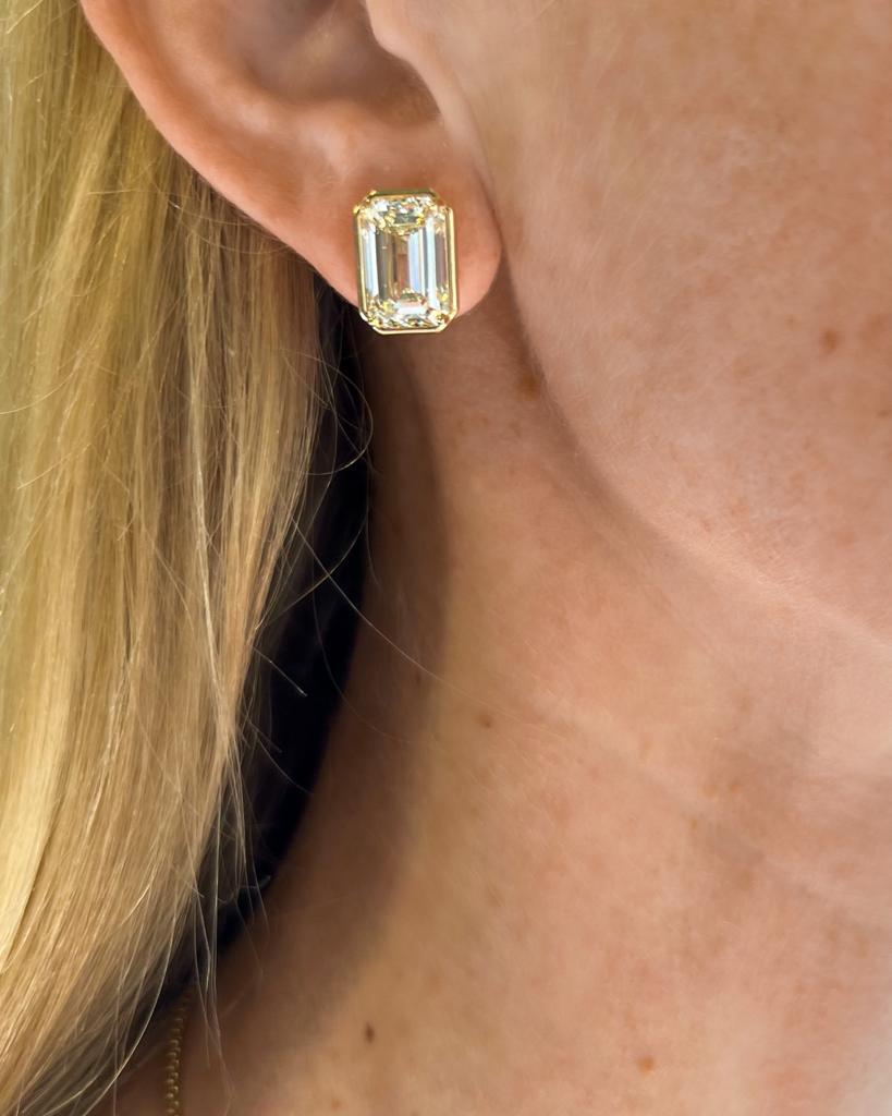 Art Deco 10 Carat Emerald Cut Diamond Stud Earrings Set in 18k Gold Bezel, GIA Certified For Sale