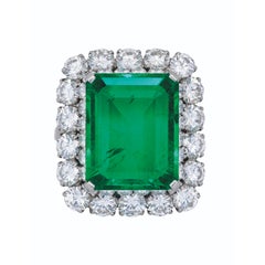 10 Carat Emerald-cut Statement 14K White Gold Grand Palais Radiance