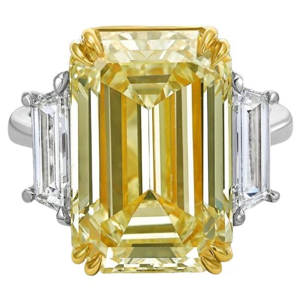 Bague de fiançailles 10 carats Emerald Yellow Diamond