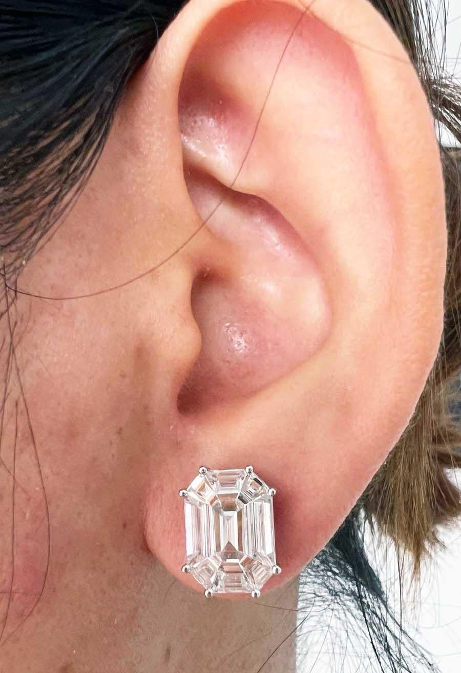 Emerald Cut 10 carat face up emerald cut piecut diamond ear studs For Sale