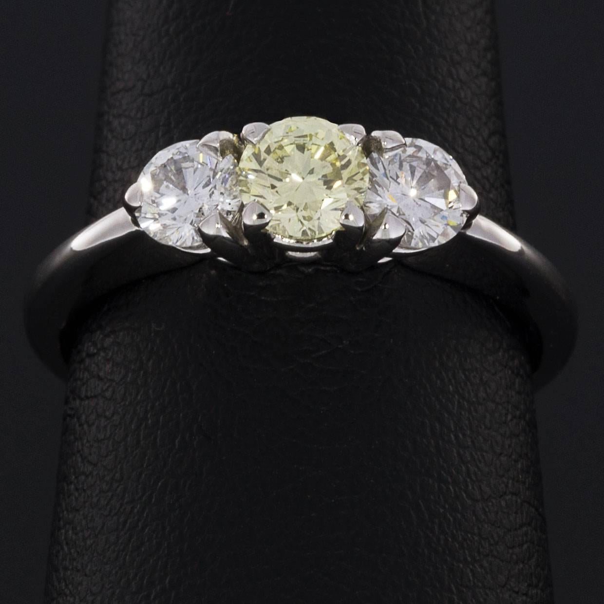 Women's 1.0 Carat Fancy Light Yellow Round Diamond 3-Stone Engagement Ring