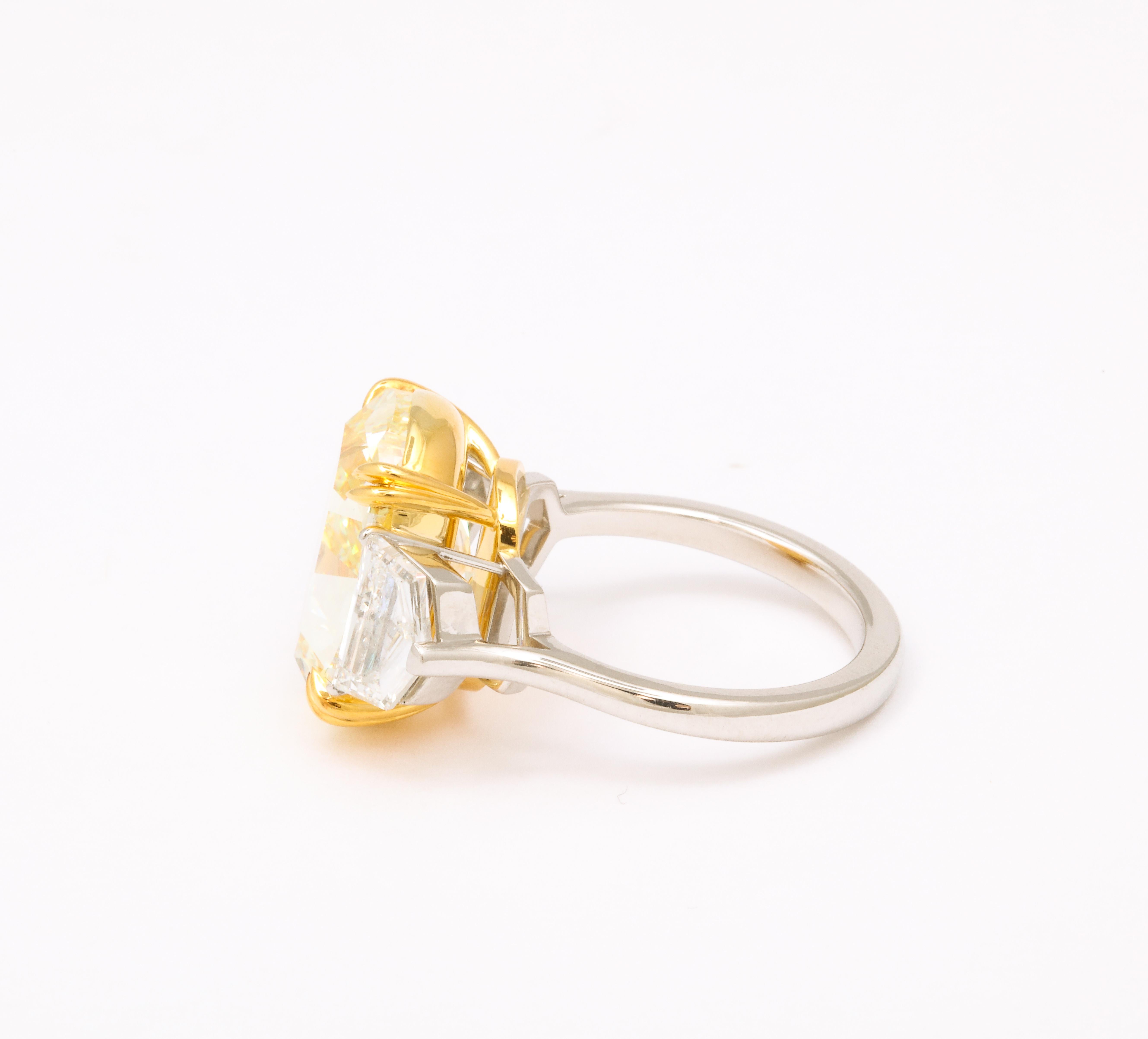 Women's or Men's 10 Carat Fancy Yellow Diamond Ring