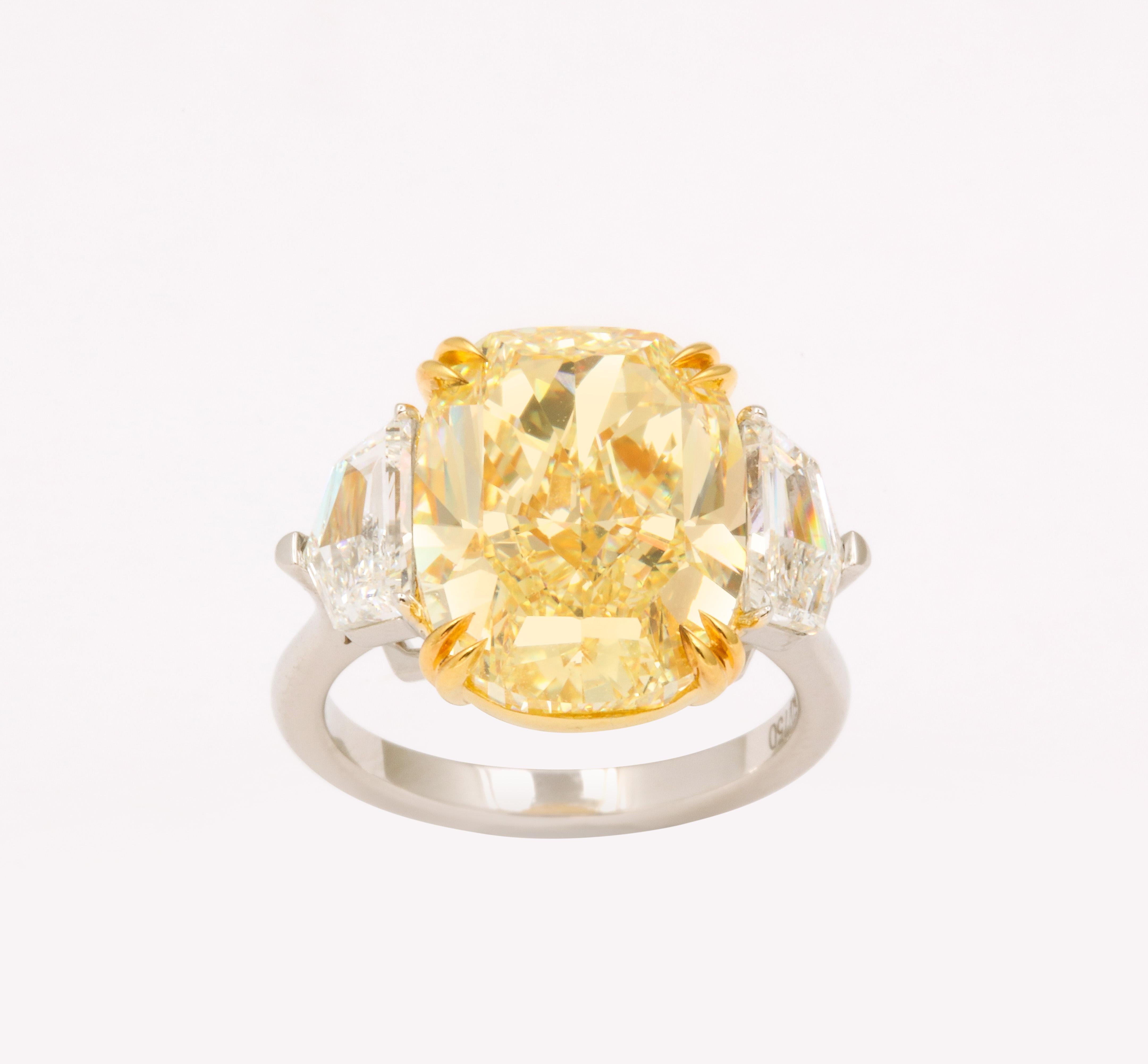 10 Carat Fancy Yellow Diamond Ring 2