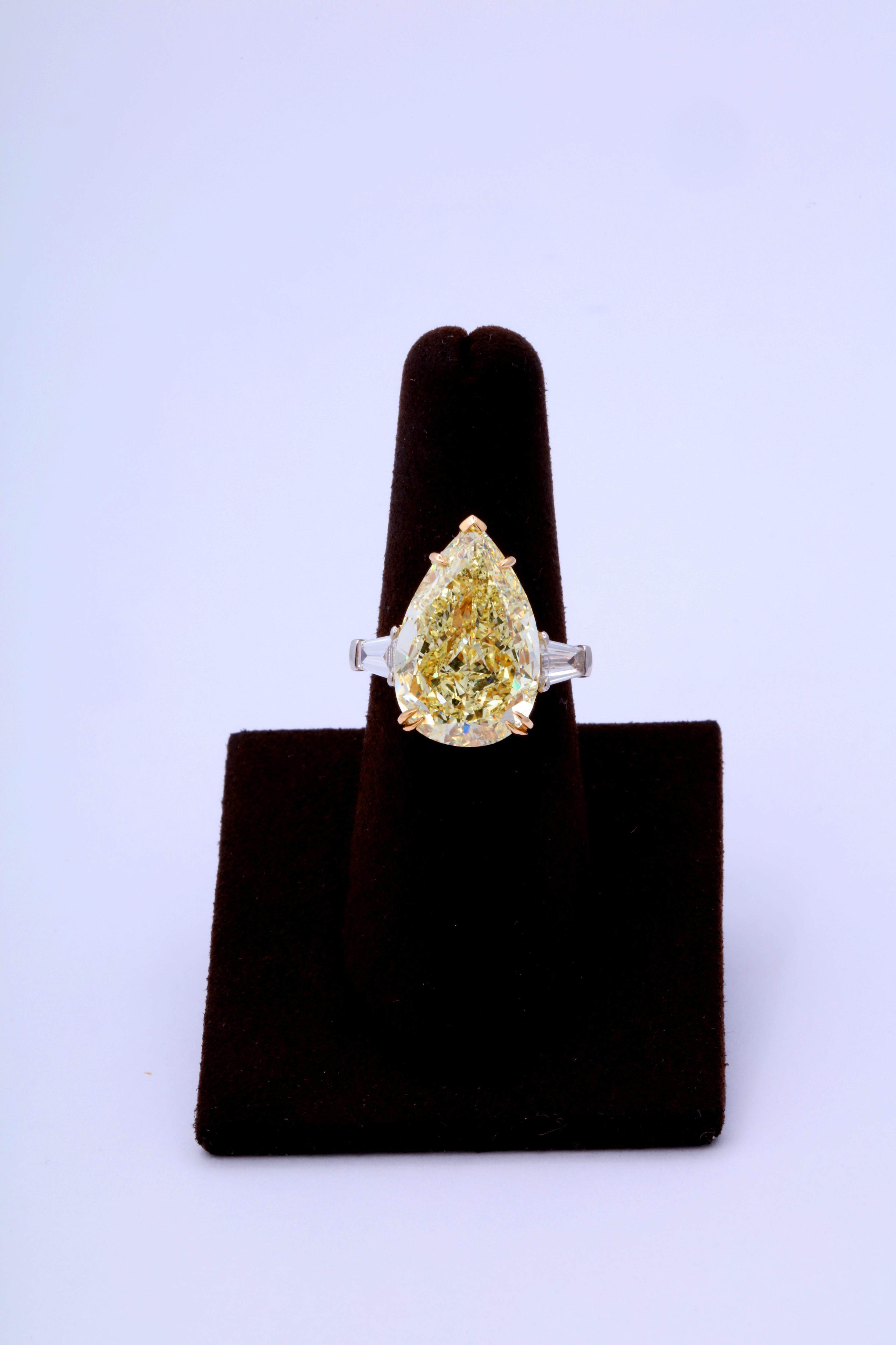 10 carat pear shaped diamond ring