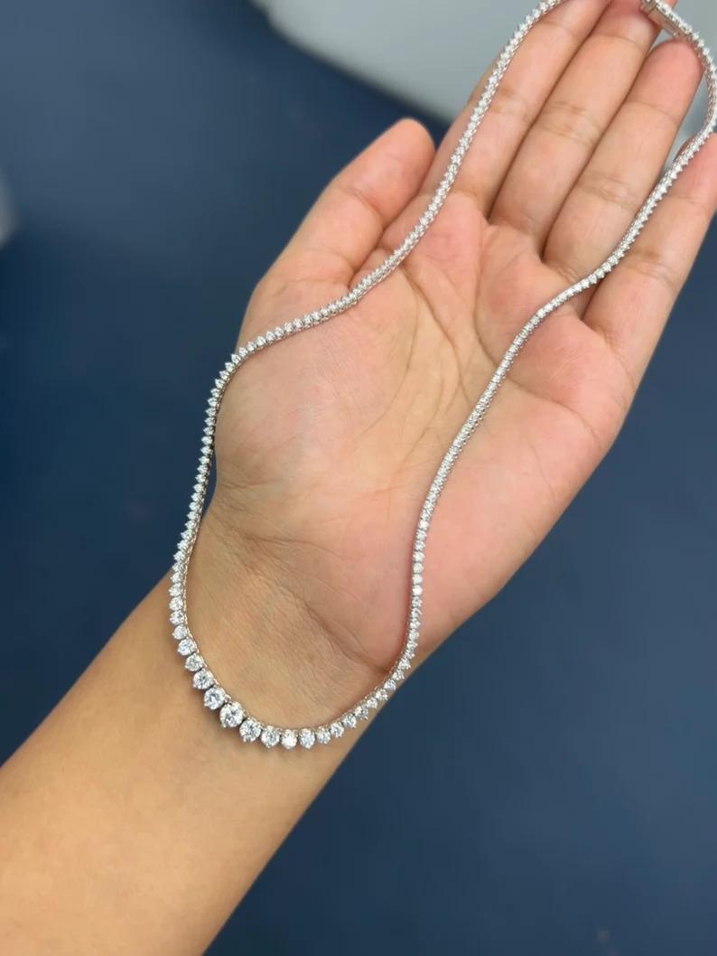 Round Cut 10 Carat Graduated Natural Diamond Riviera Tennis Necklace in 14k Gold For Sale