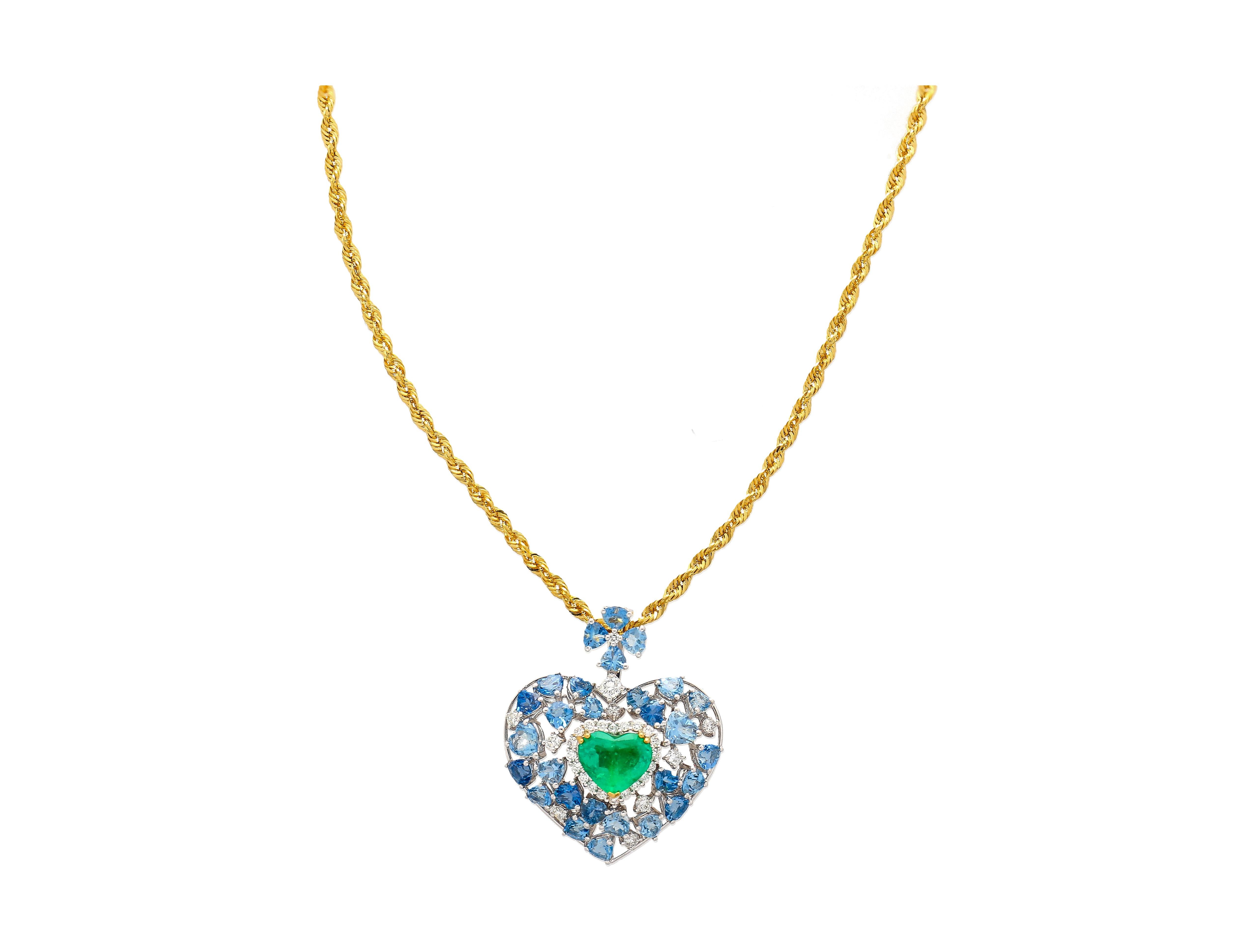 Jewelry Details:
Item Type: Necklace
Metal Type: 18K White Gold
Gemstones: Colombian Emerald, Aquamarine, Diamond
Weight: 8.67 grams 
Size: 21 inches long

Center Stone Details:
Gemstone Type: Emerald
Gemstone Origin: Colombia
Carat: 2.73